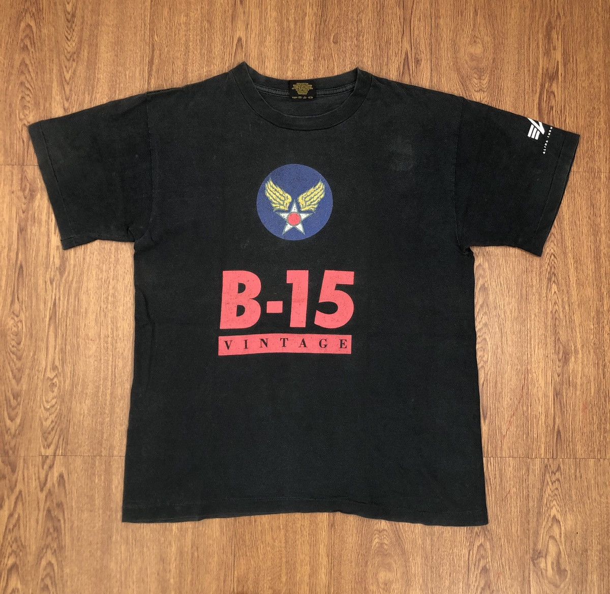 Alpha Industries × Vintage Vintage Alpha Industries B-15 USAF t-shirt Size US L / EU 52-54 / 3 - 2 Thumbnail