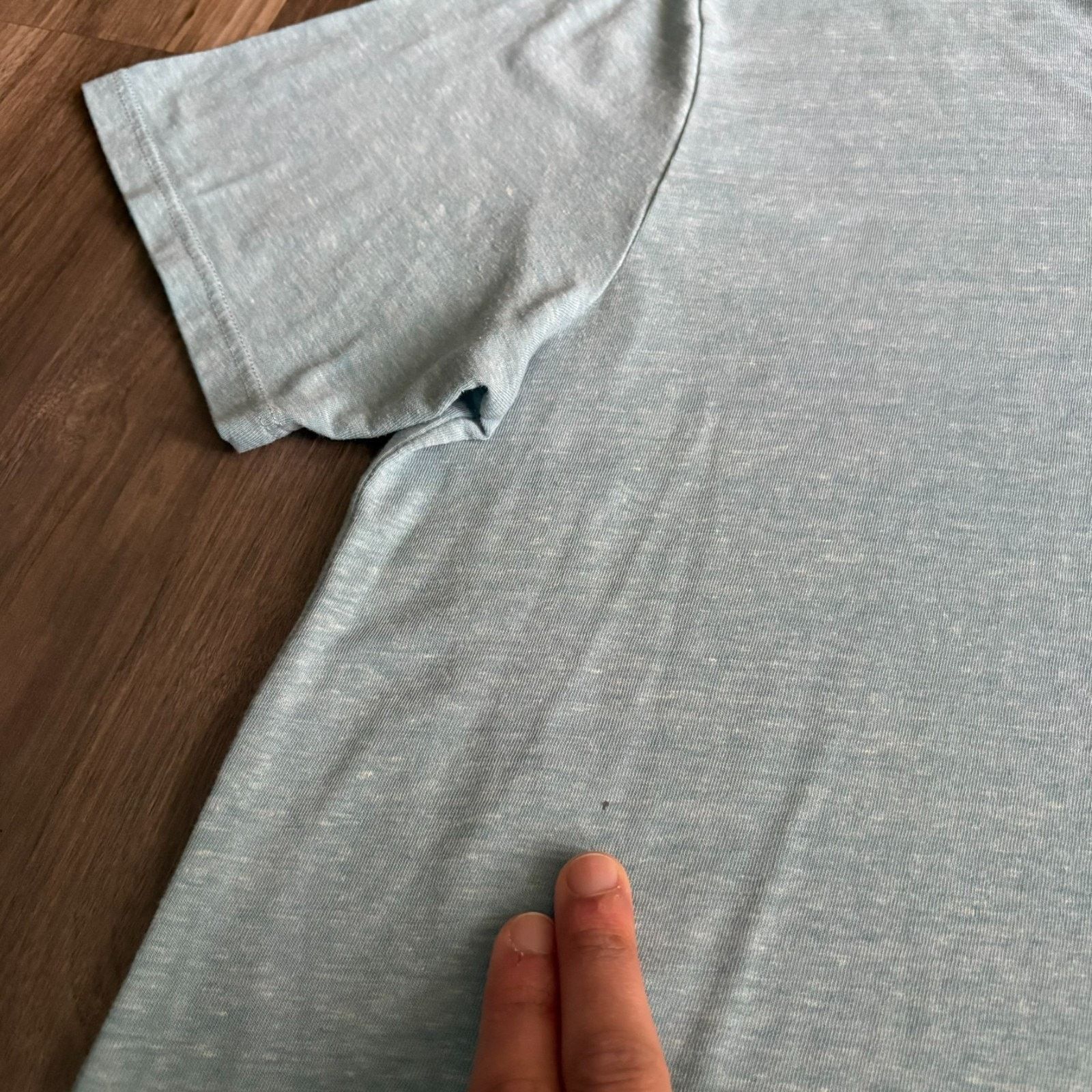 Marine Layer Marine Layer V-Neck T-Shirt Men's Size L Light Blue Rayon Size US L / EU 52-54 / 3 - 2 Thumbnail