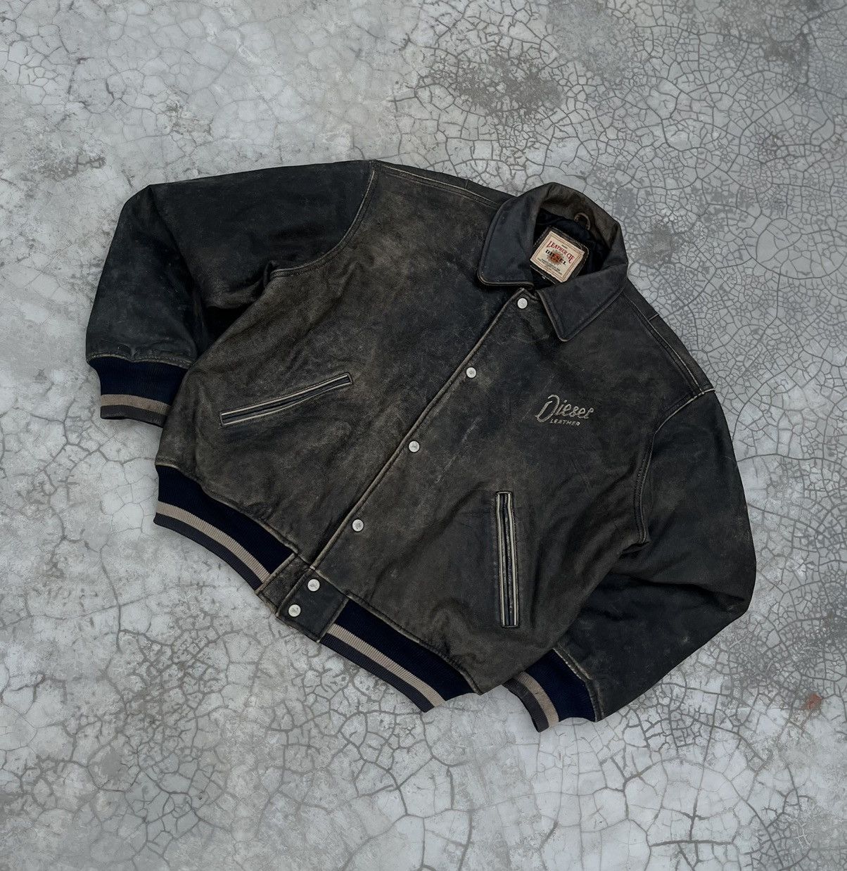 Diesel VTG VARSITY Diesel Colorado 90s leather DISTRESSED jacket Size US M / EU 48-50 / 2 - 4 Thumbnail