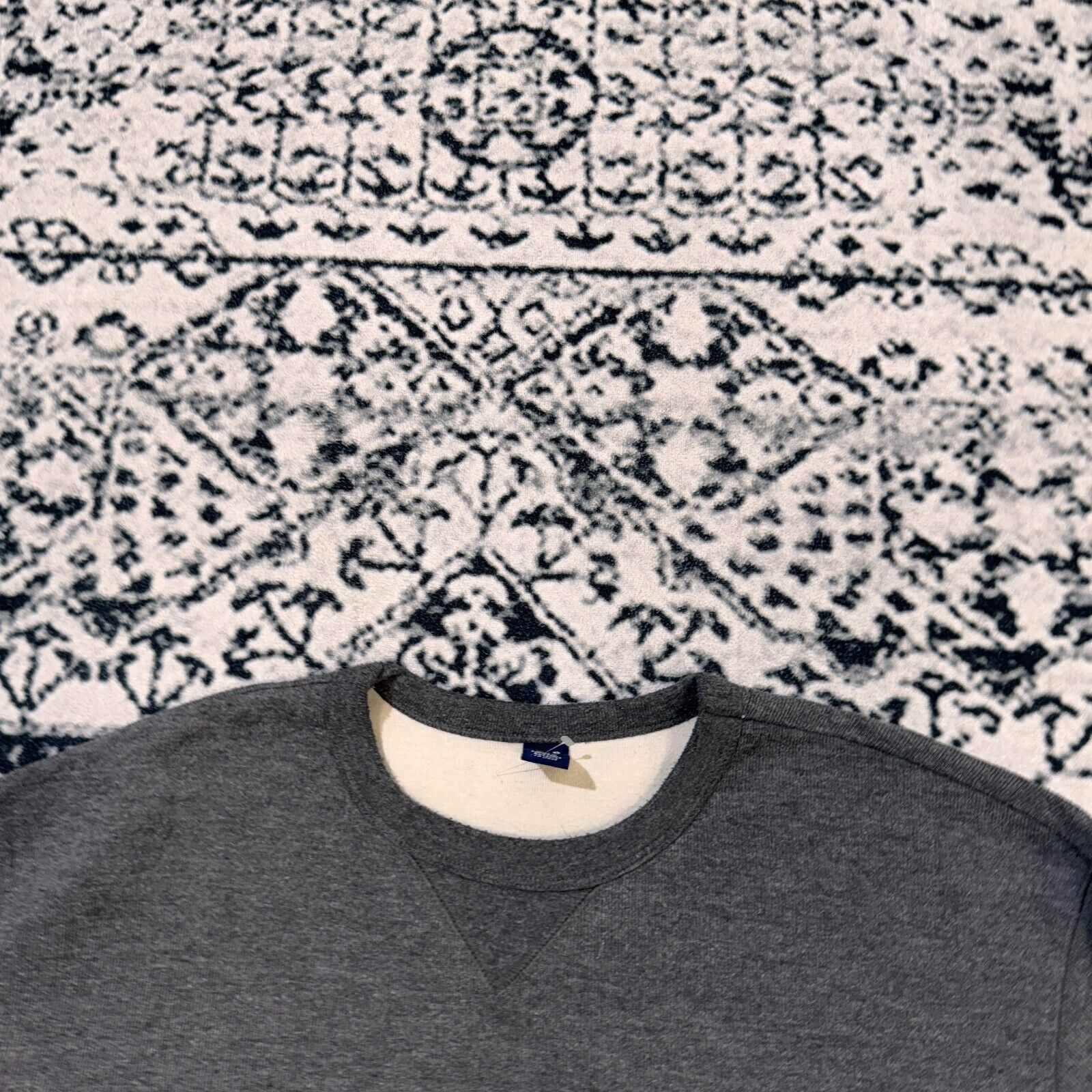 Gap × Vintage Vintage Gap Unisex Gray Cotton Crewneck Size XL Essentia Size US XL / EU 56 / 4 - 6 Thumbnail