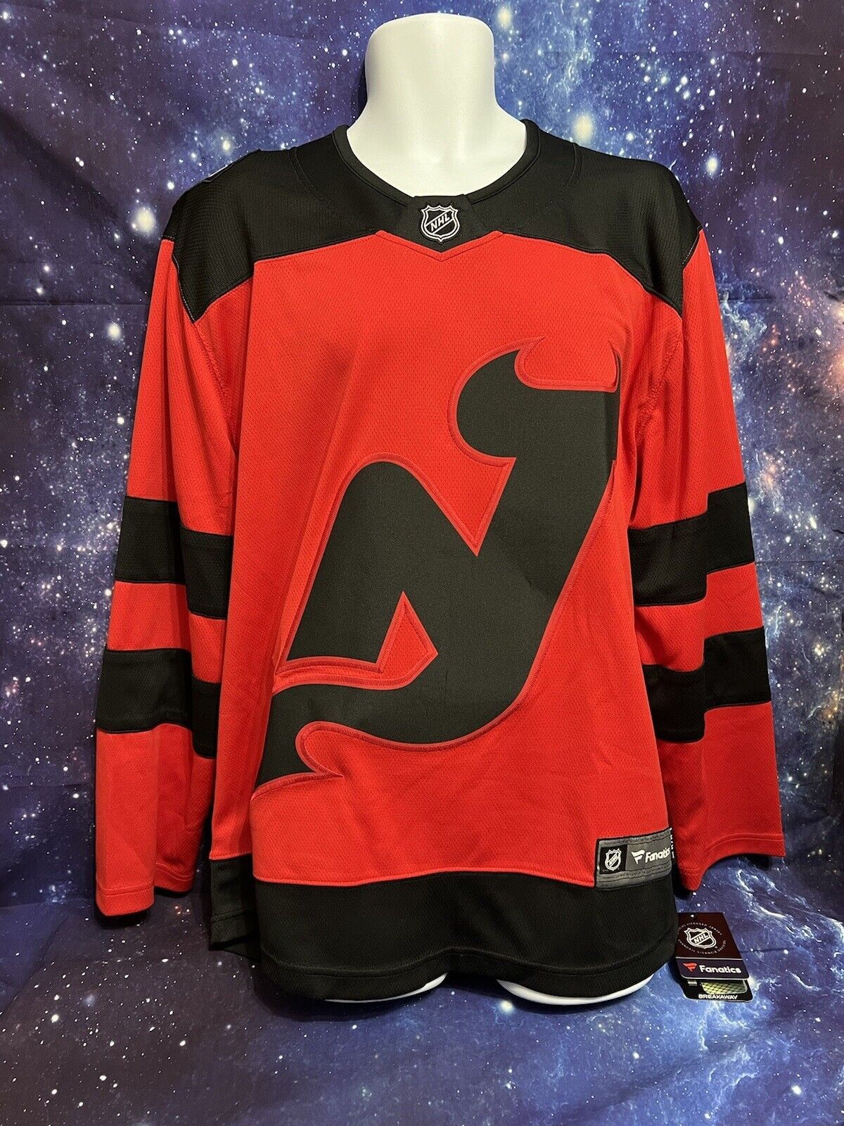 image of NWT 2024 Nhl Nj Devils Stadium Series Size Large in Red, Men's
