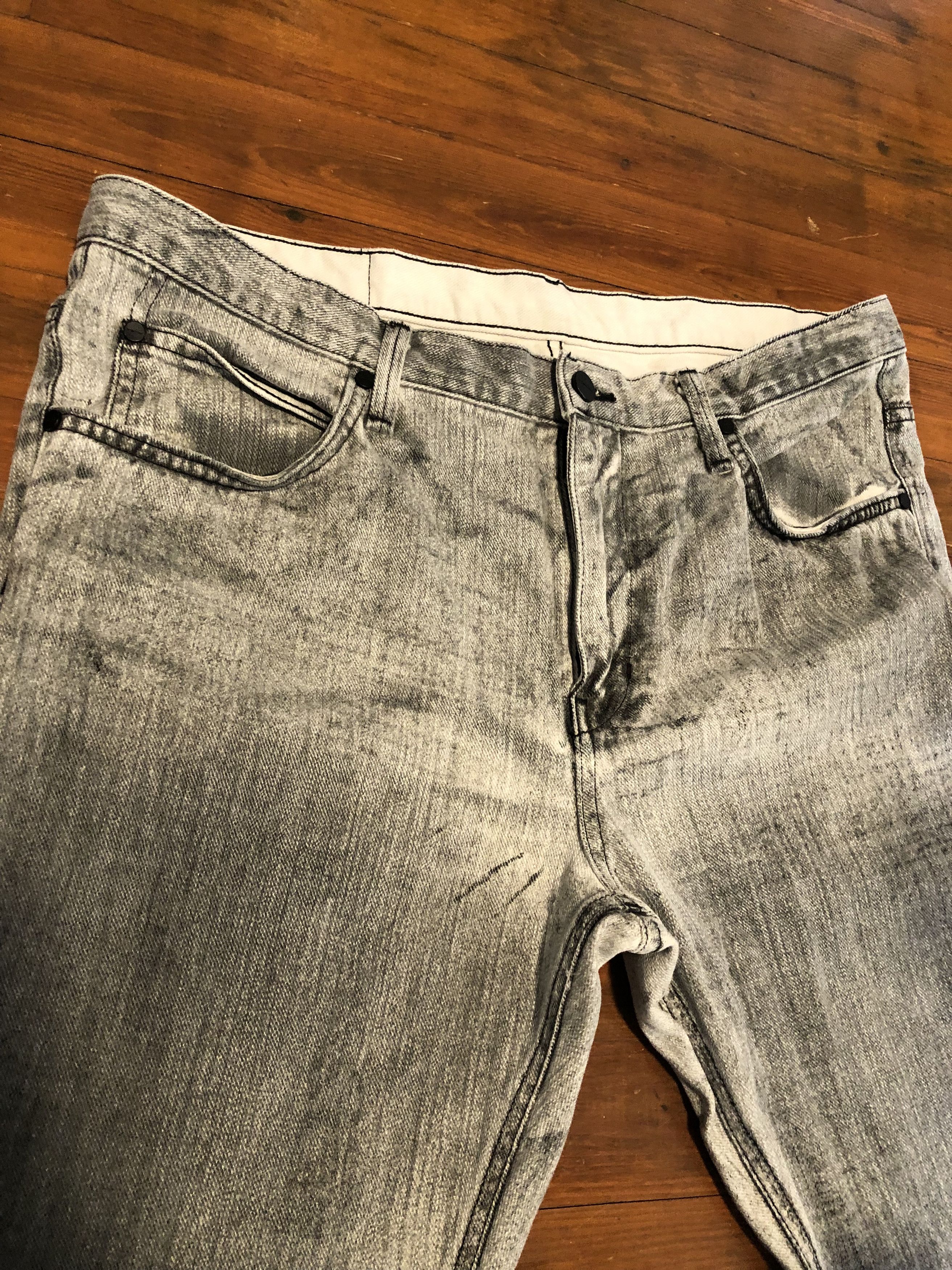 Helmut Lang Helmut Lang Distressed Wash Straight Leg Jeans Size US 34 / EU 50 - 2 Thumbnail