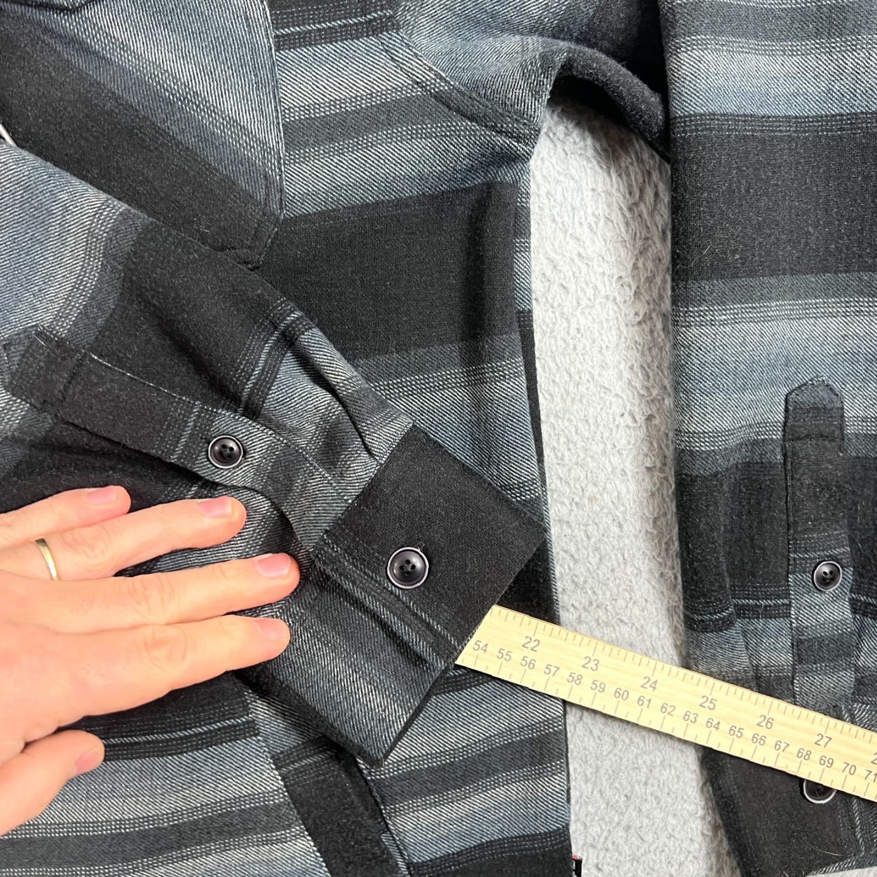 Quiksilver Quicksilver Hoodie Mens M Black Striped Button Jacket Shacket 4 Pocket Multicolor Fleece Sweatshirt Pockets Size US M / EU 48-50 / 2 - 7 Thumbnail