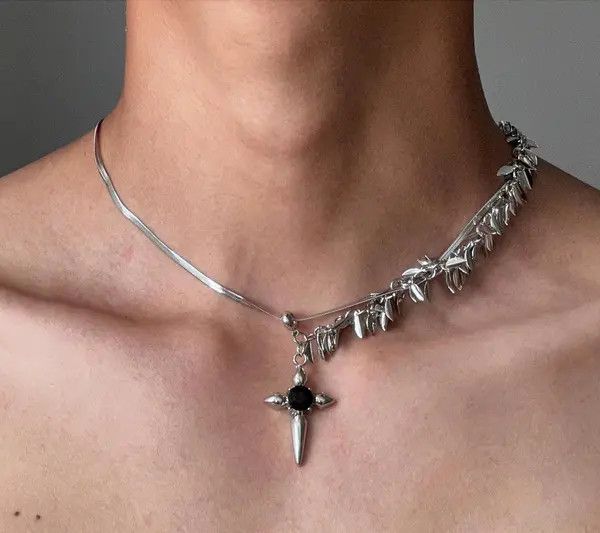 Jewelry Silver Leaf Chain Necklace with Black Cross Pendant Size ONE SIZE - 8 Thumbnail