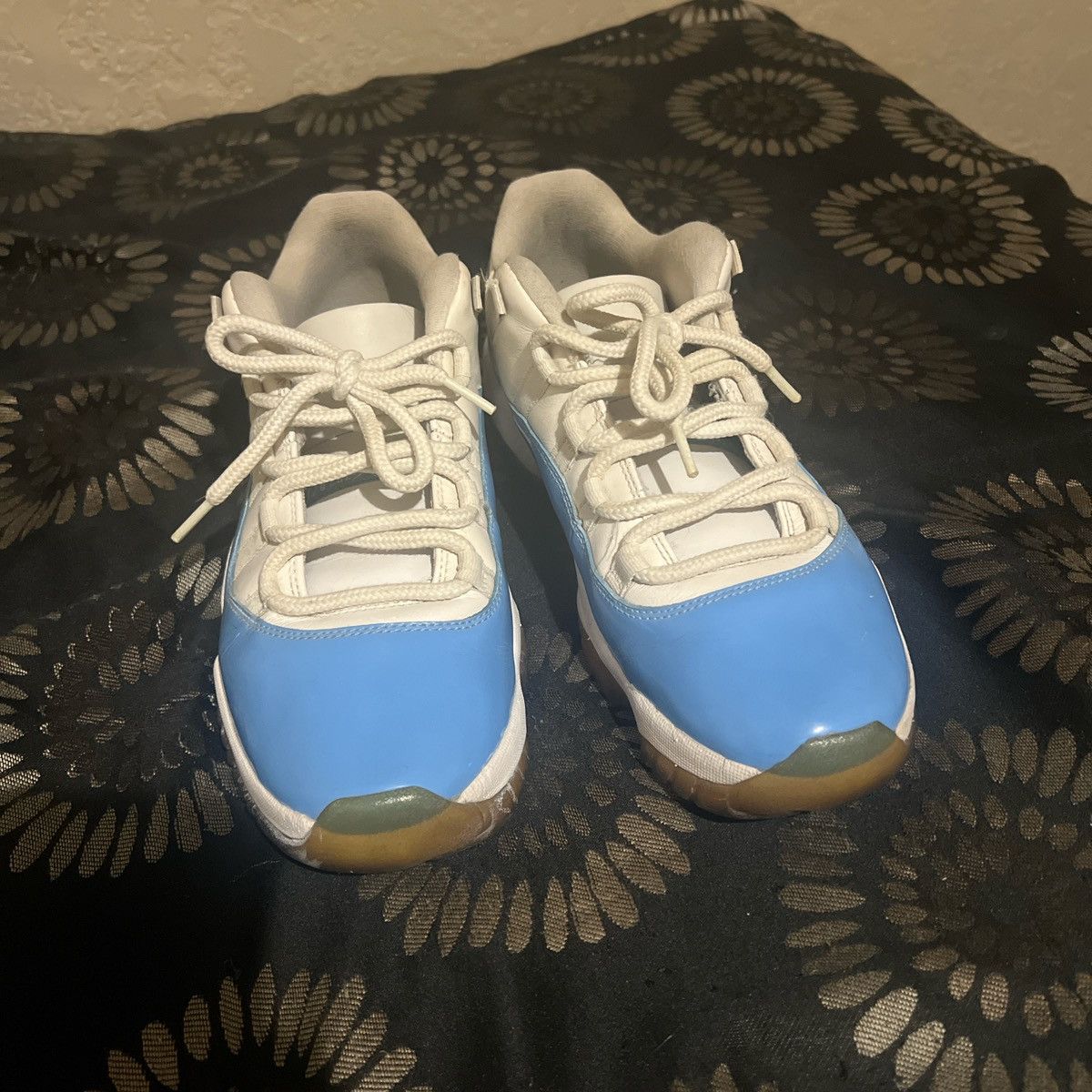 Jordan Brand Jordan 11 low unc Size US 10.5 / EU 43-44 - 2 Thumbnail