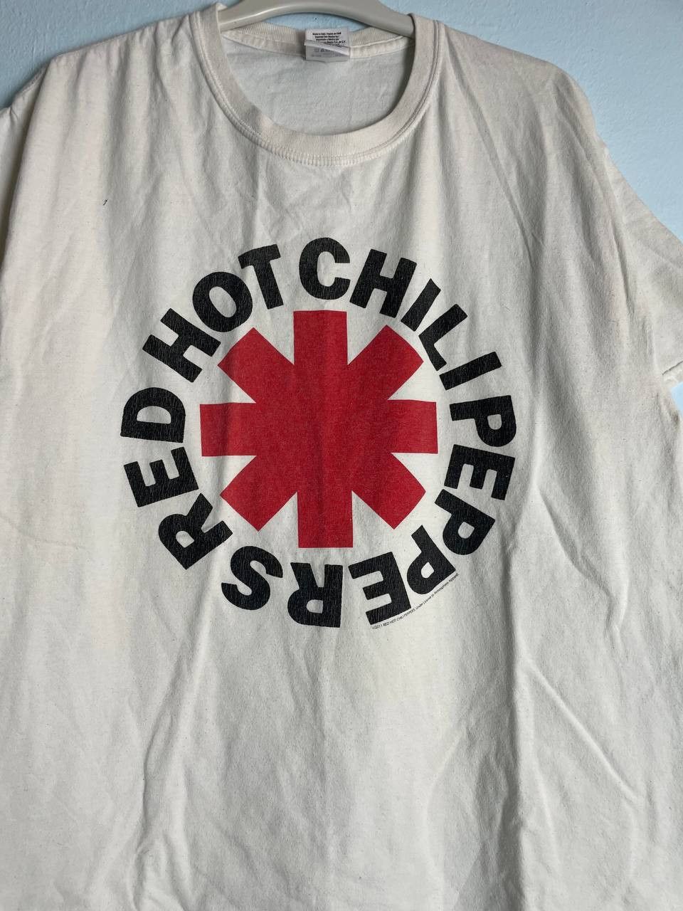 Band Tees Vintage Red Hot Chili Peppers 2011 T-Shirt Size US L / EU 52-54 / 3 - 2 Thumbnail