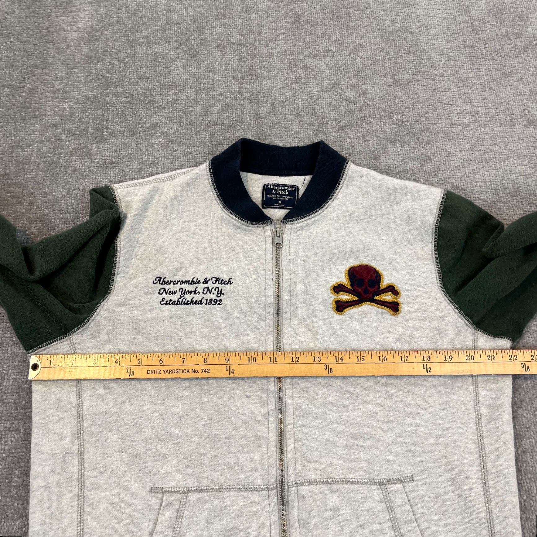 Abercrombie & Fitch Abercrombie & Fitch Mens Varsity Jacket Medium Gray Green Blue Cotton Blend Full Zip Baseball Letterman Casual Size US M / EU 48-50 / 2 - 7 Thumbnail