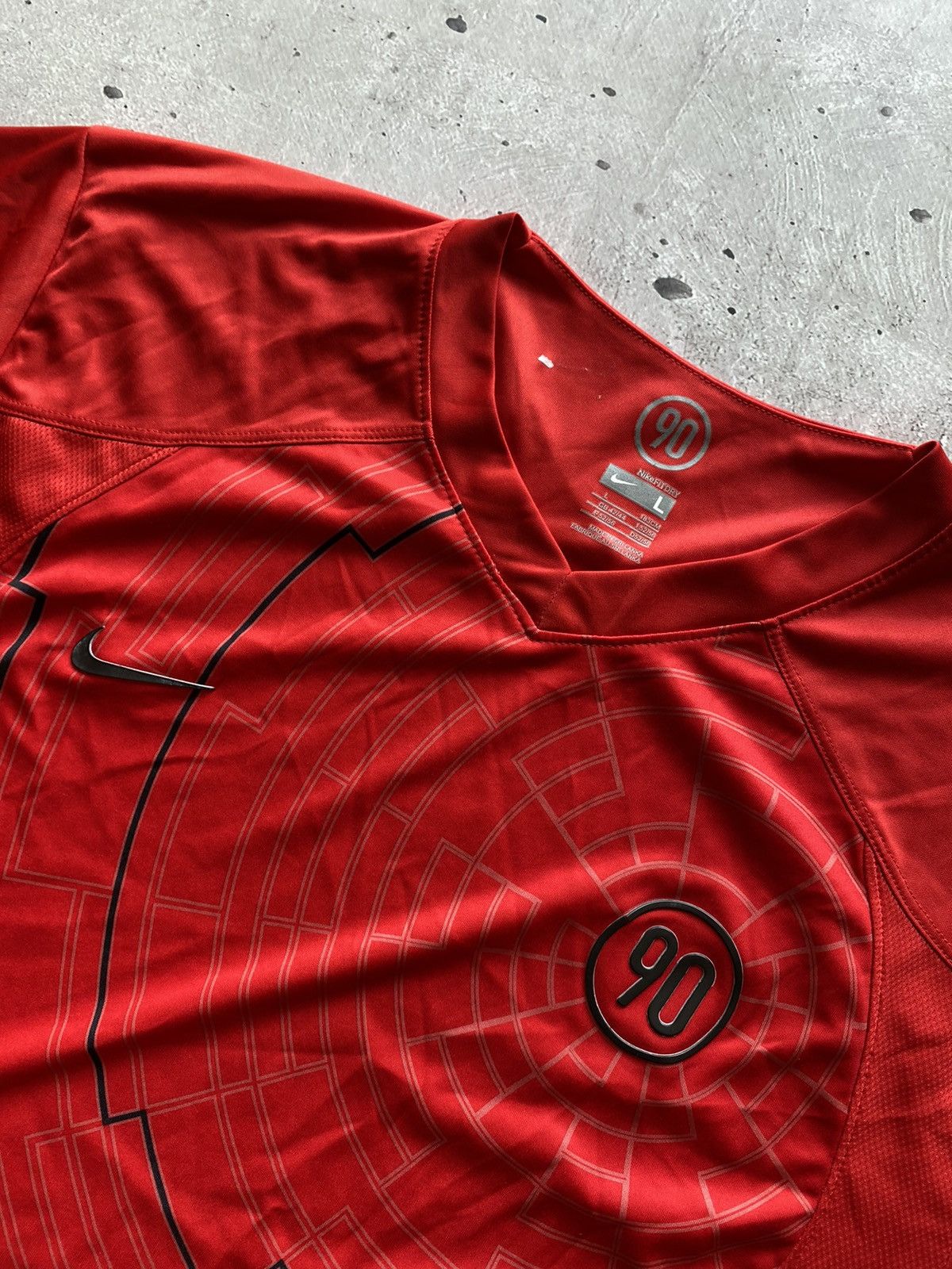 Nike Vintage Nike Total 90 T90 Soccer Jersey Streetwear Y2K Rare Size US L / EU 52-54 / 3 - 3 Thumbnail