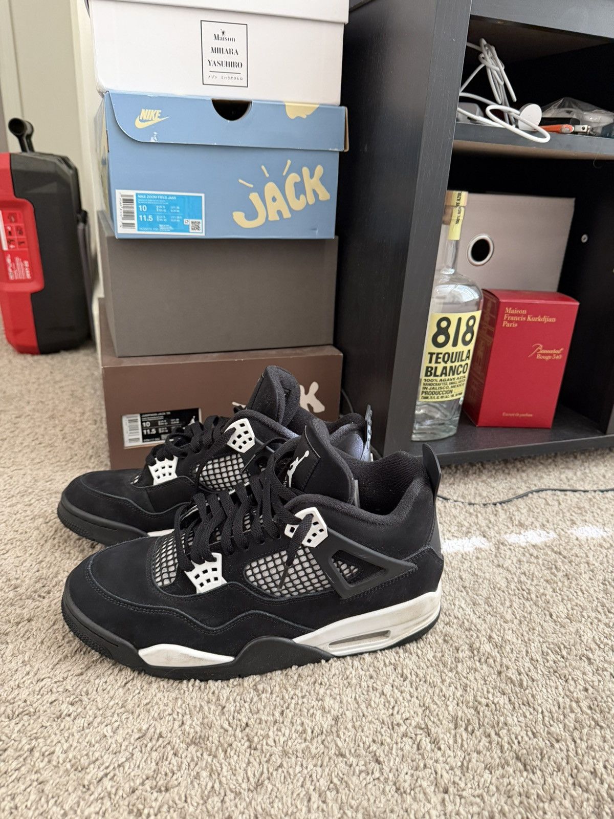 Jordan Brand Jordan 4 white thunder mens 10 Size US 10 / EU 43 - 3 Thumbnail