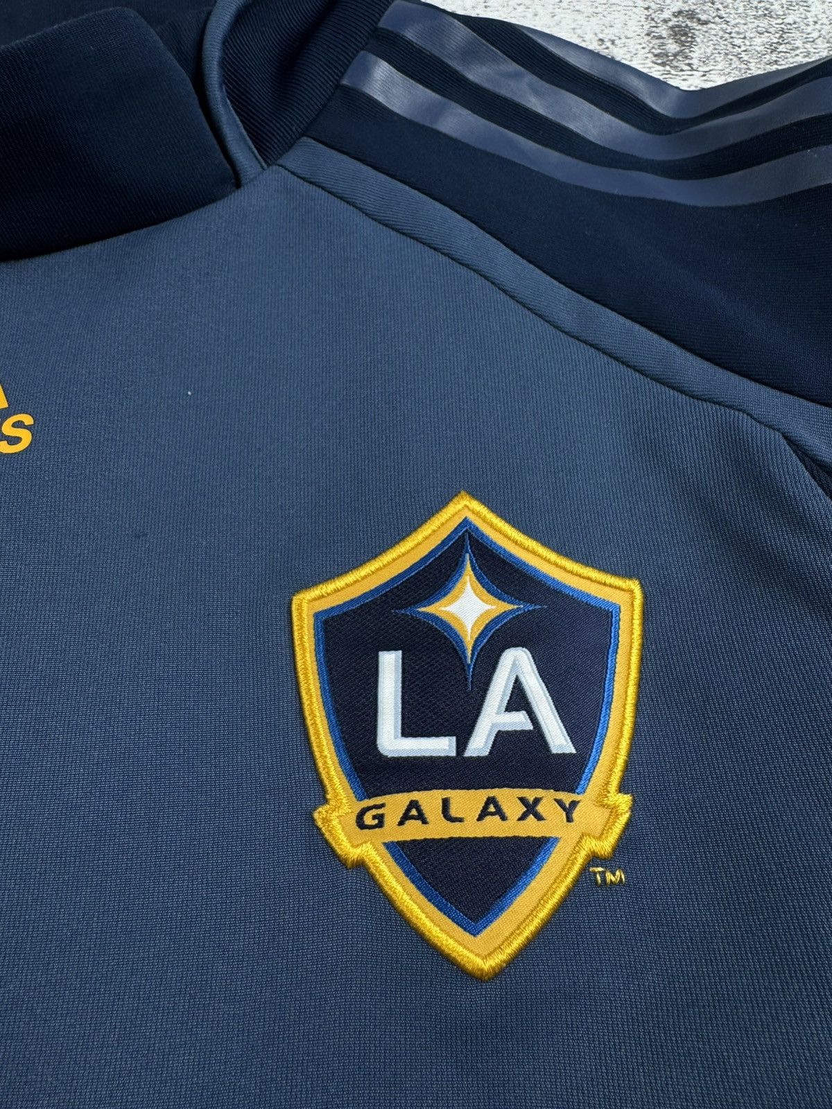 Other LA Galaxy Adidas Long Sleeve Soccer Football Training T Shirt Jersey Kit Size US M / EU 48-50 / 2 - 7 Thumbnail