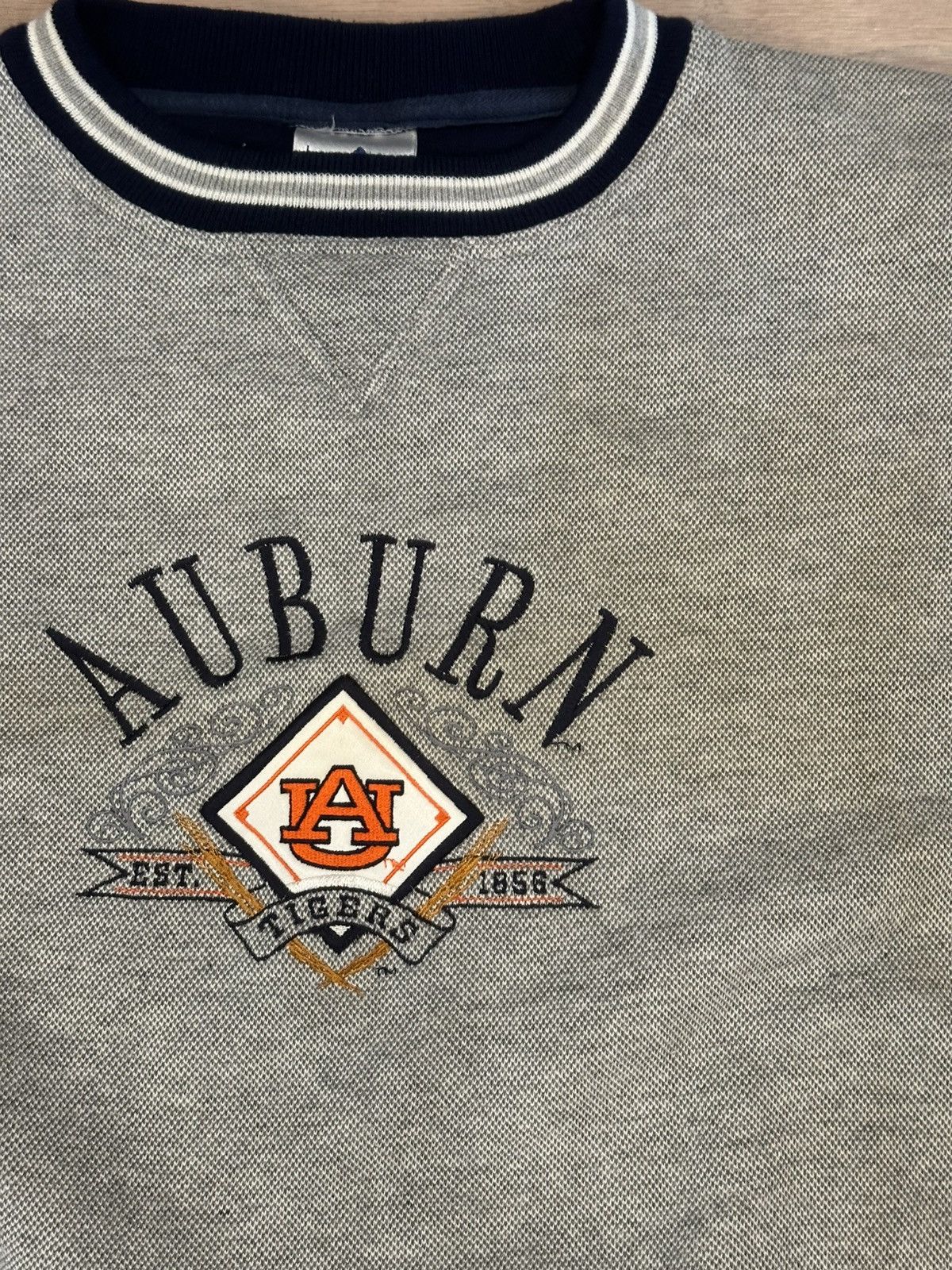 Vintage Vintage Auburn University Tigers Embroidered Crewneck Large Size US L / EU 52-54 / 3 - 2 Thumbnail