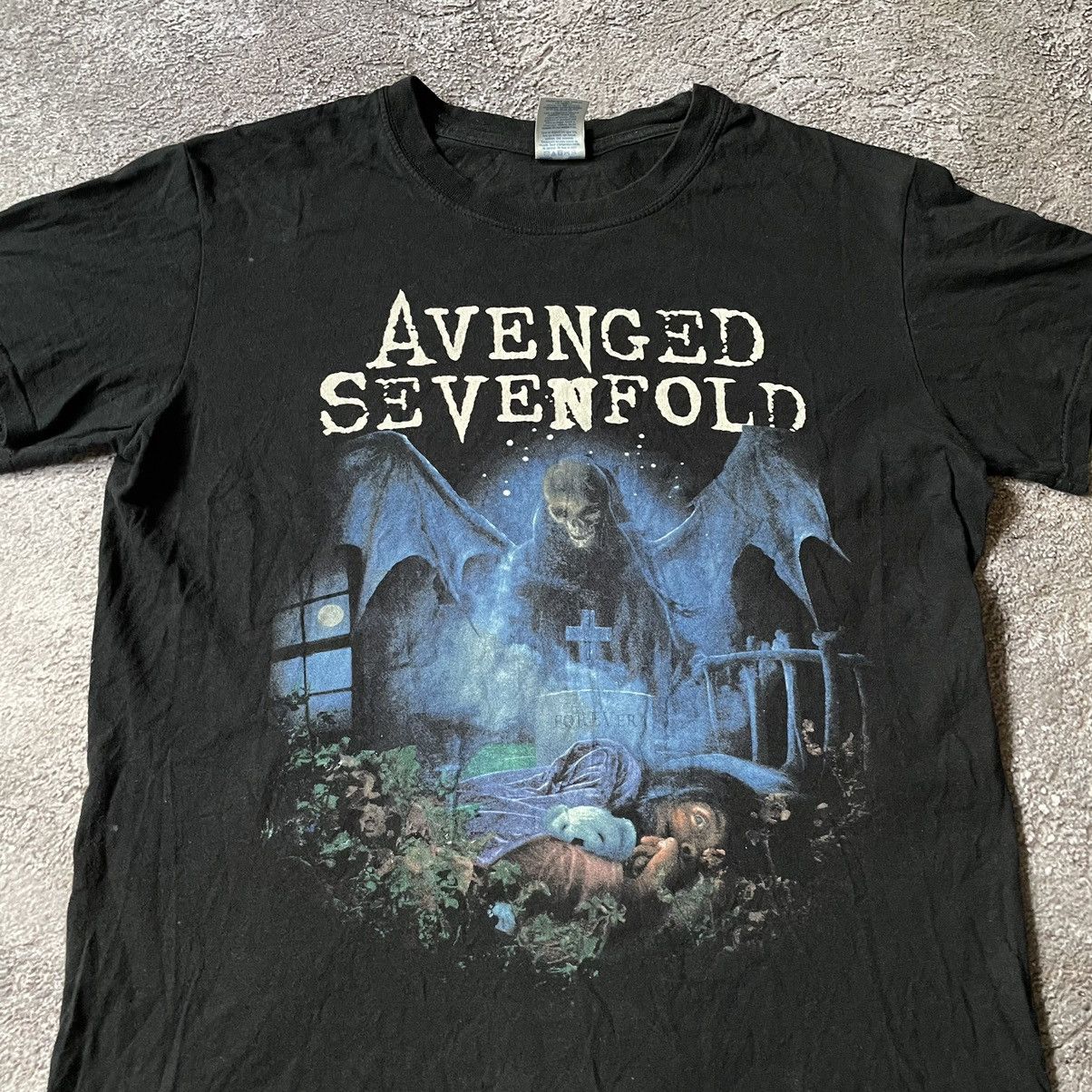 Band Tees Vintage Y2K AVENGED CREEPY FACE ABSTRACT ANGRY HORROR BONES Size US S / EU 44-46 / 1 - 5 Thumbnail