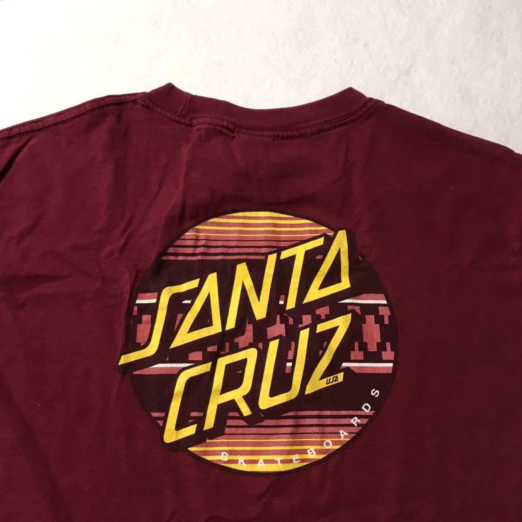 Vintage Vintage Santa Cruz Tee Size Medium burgundy Y2K Skate Surf Size US M / EU 48-50 / 2 - 8 Thumbnail