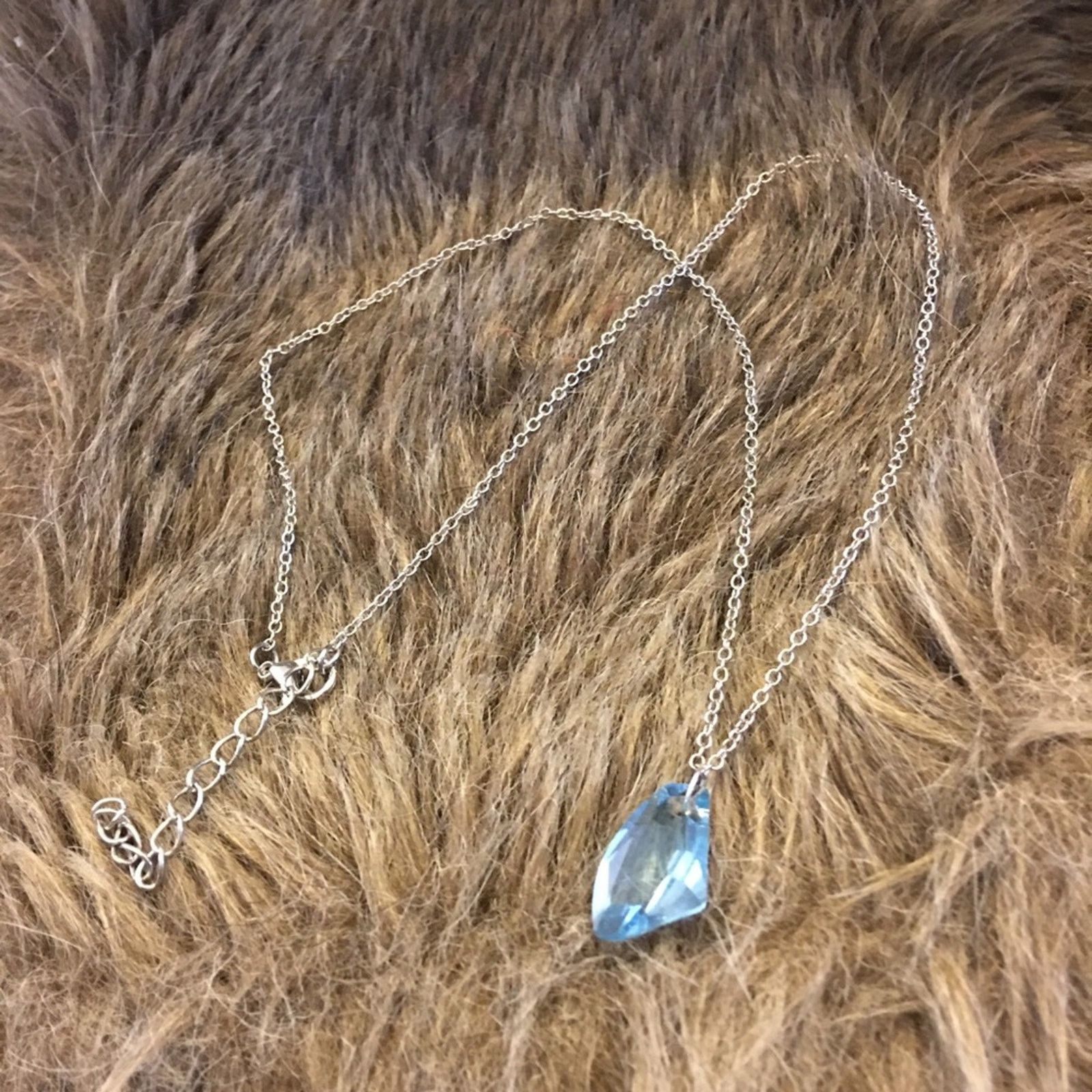 Jewelry Faceted blue glass slab pendant on chain necklace Size ONE SIZE - 9 Thumbnail