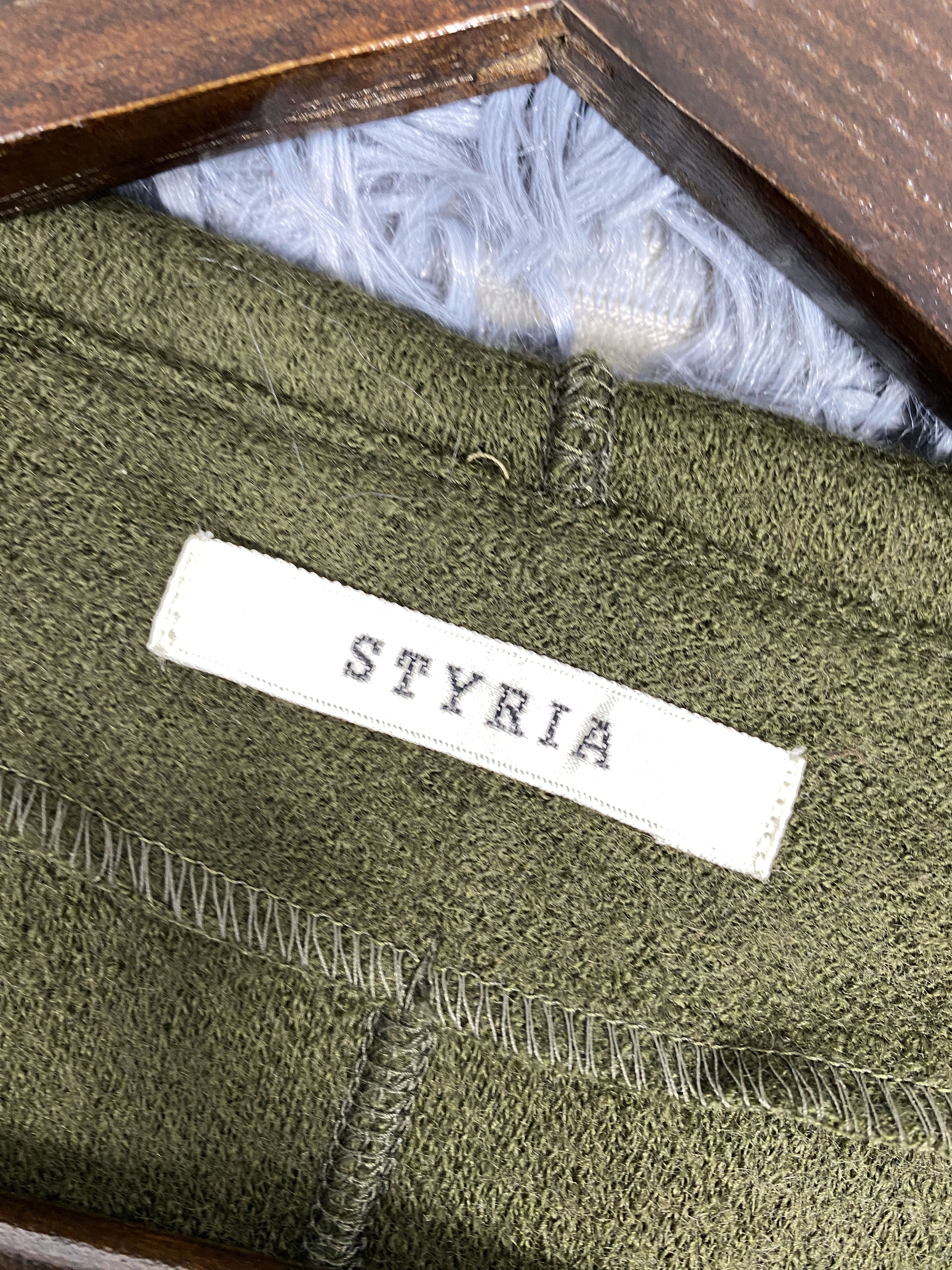 Japanese Brand Vintage Styria Hoodie Zip Up Light Velvet Jacket Size US S / EU 44-46 / 1 - 9 Thumbnail