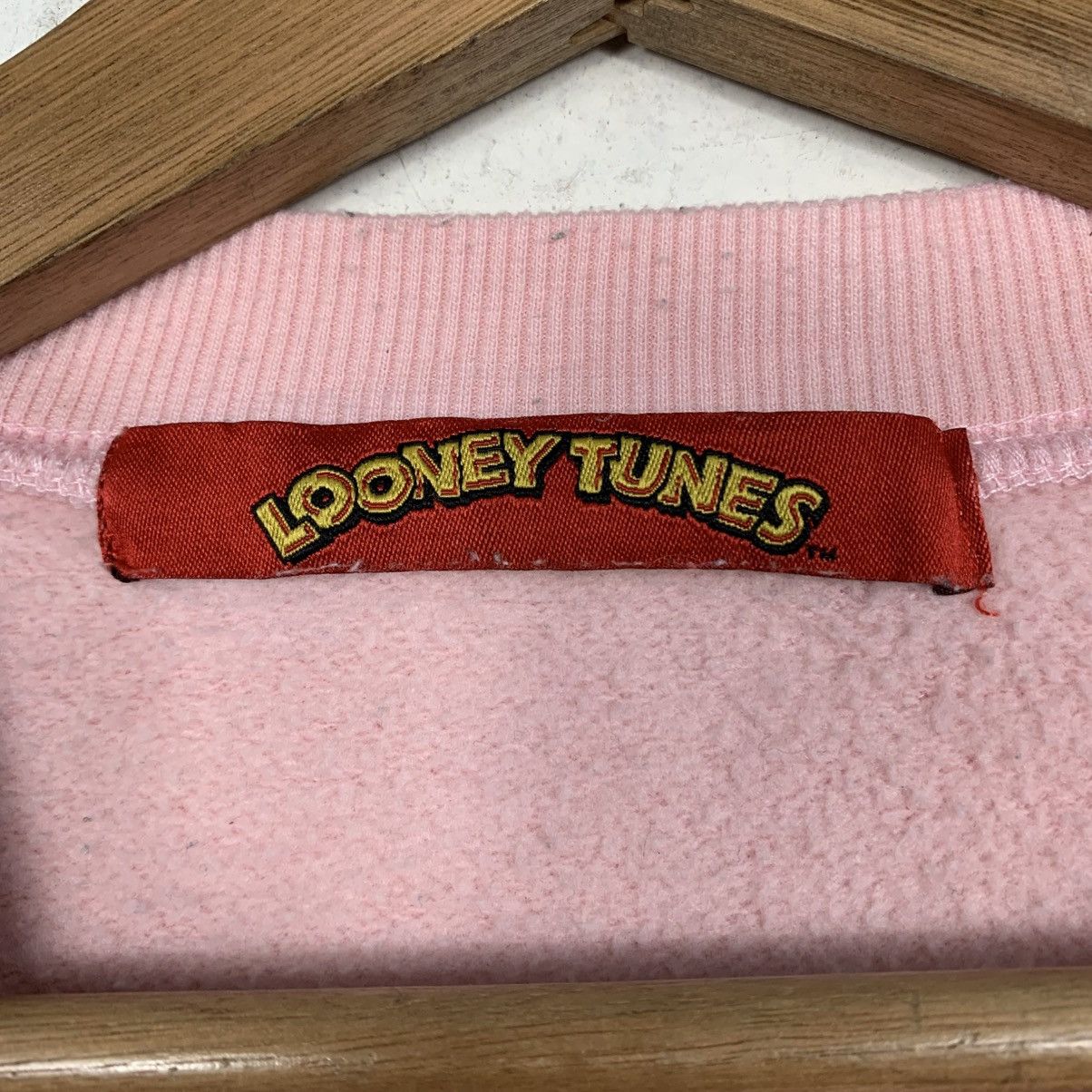 Japanese Brand Looney Tunes Pink Crewneck Sweatshirt Size US M / EU 48-50 / 2 - 11 Thumbnail