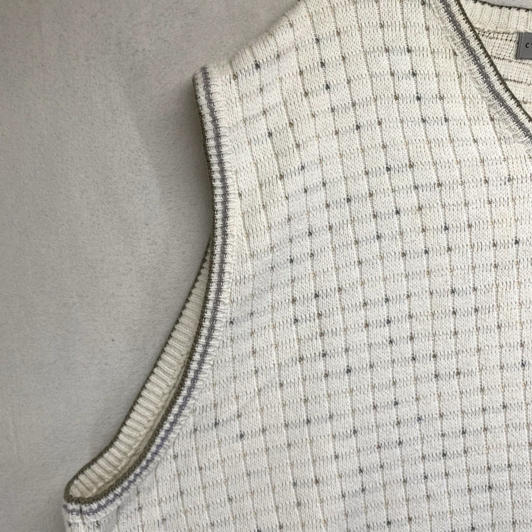Olive VINTAGE Cypress Links Men's Sweater Vest 2XL Knit Sleeveless V-Neck Casual Travel All Seasons Olive Ivory Geometric 80s 90s Preppy Size US XXL / EU 58 / 5 - 6 Thumbnail