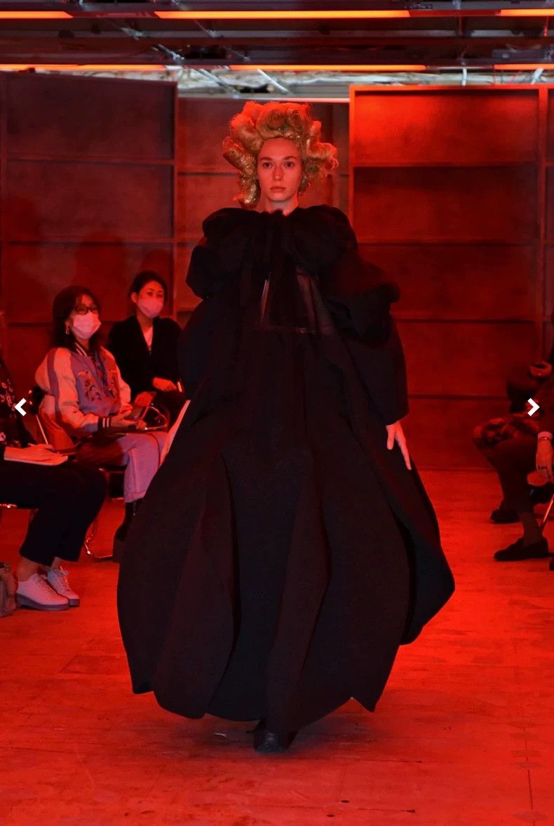 Comme des Garcons Comme des Garcons Heteromorphic cyst coat Size XS / US 0-2 / IT 36-38 - 2 Thumbnail