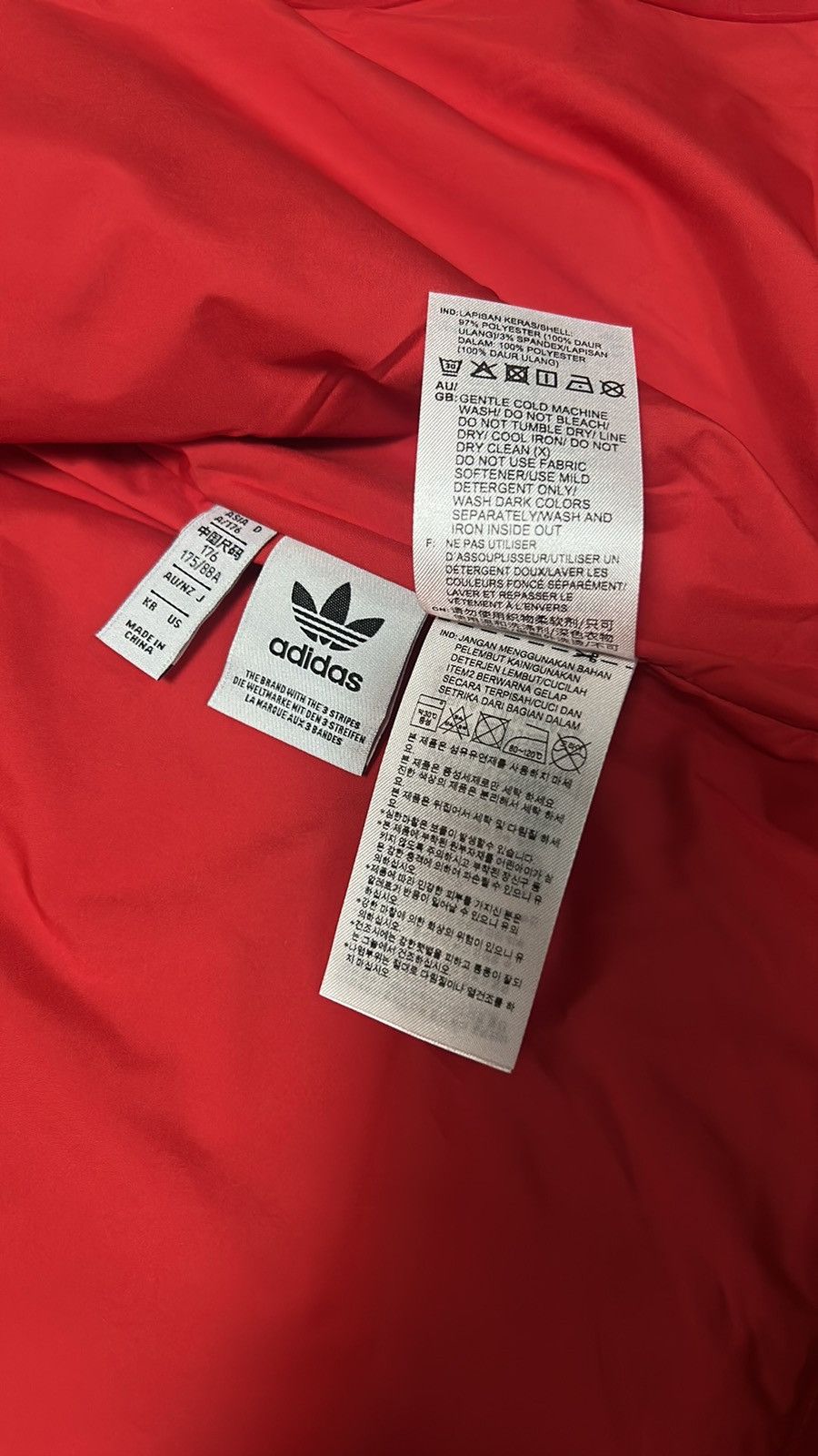 Adidas Adidas Chinese New Year Exclusive Edition Tang Jacket Red Size ONE SIZE - 8 Thumbnail