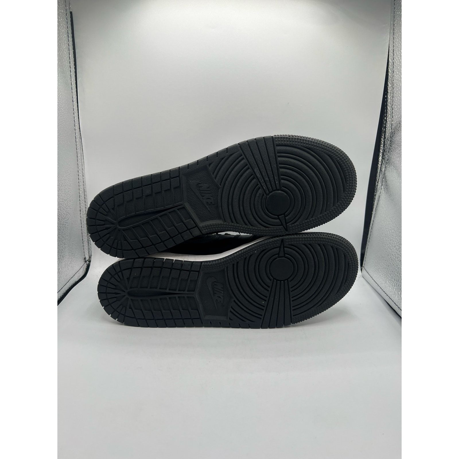 Jordan Brand Air Jordan 1 Retro High OG GS “Shadow” 2018 size 7y Size US 8.5 / IT 38.5 - 5 Thumbnail