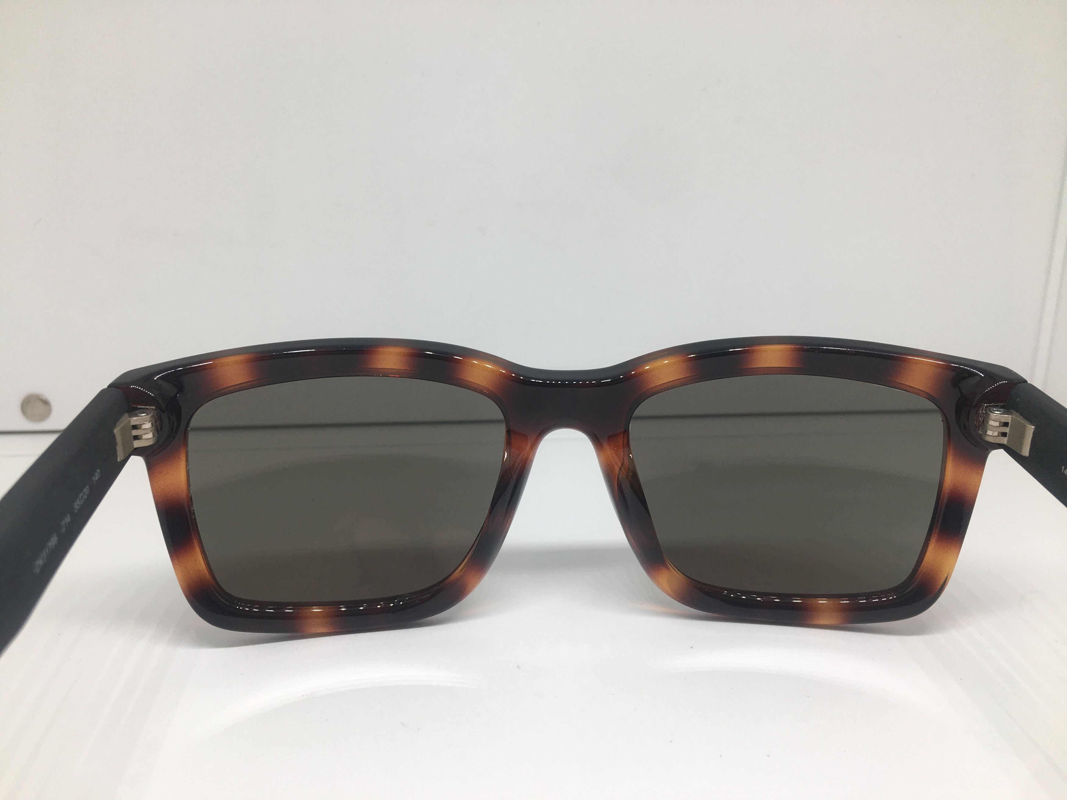 Calvin Klein Calvin Klein CK3179s Tortoise Sunglasses Frame Size ONE SIZE - 5 Thumbnail