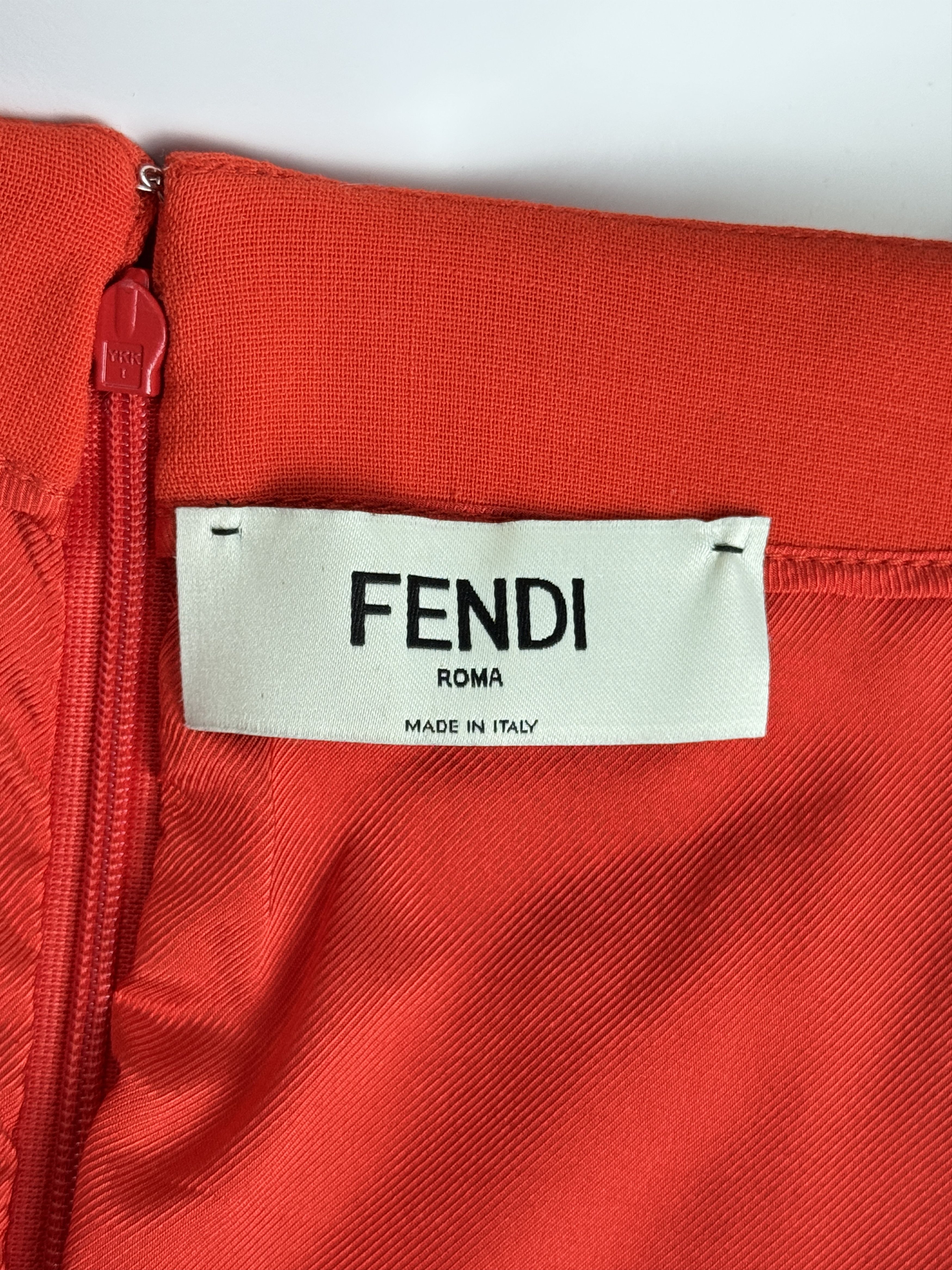 Fendi FENDI women’s wool pencil skirt, made in Italy Size 30" / US 8 / IT 44 - 3 Thumbnail