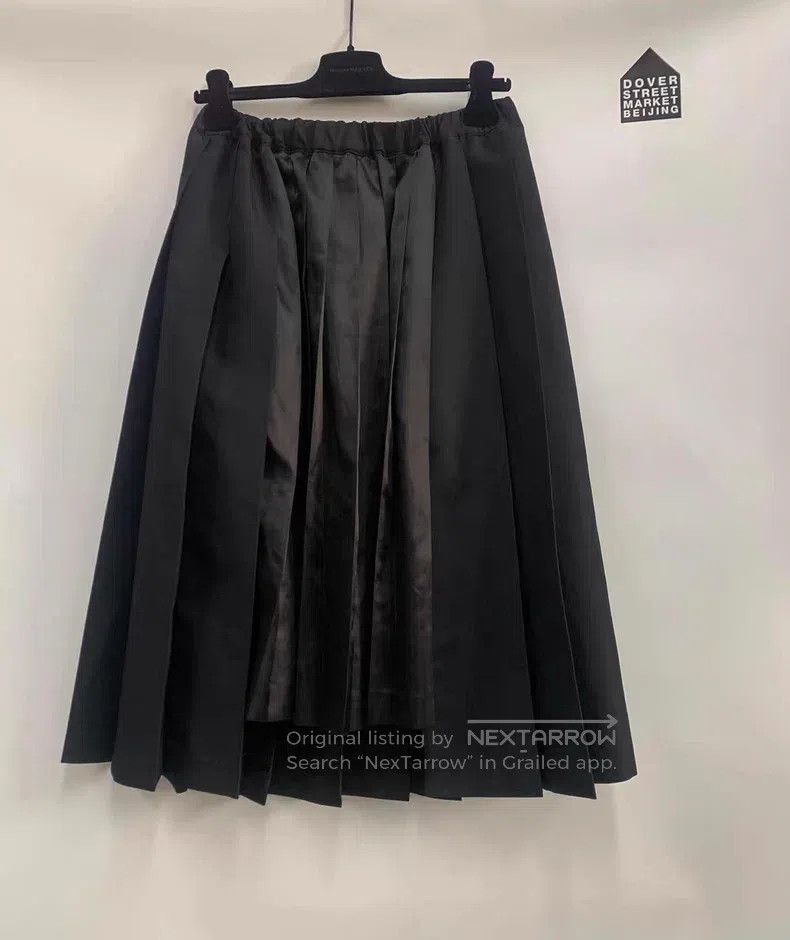 Comme des Garcons Comme Des Garcons size S Satin Pleated Skirt Size 23" - 3 Thumbnail