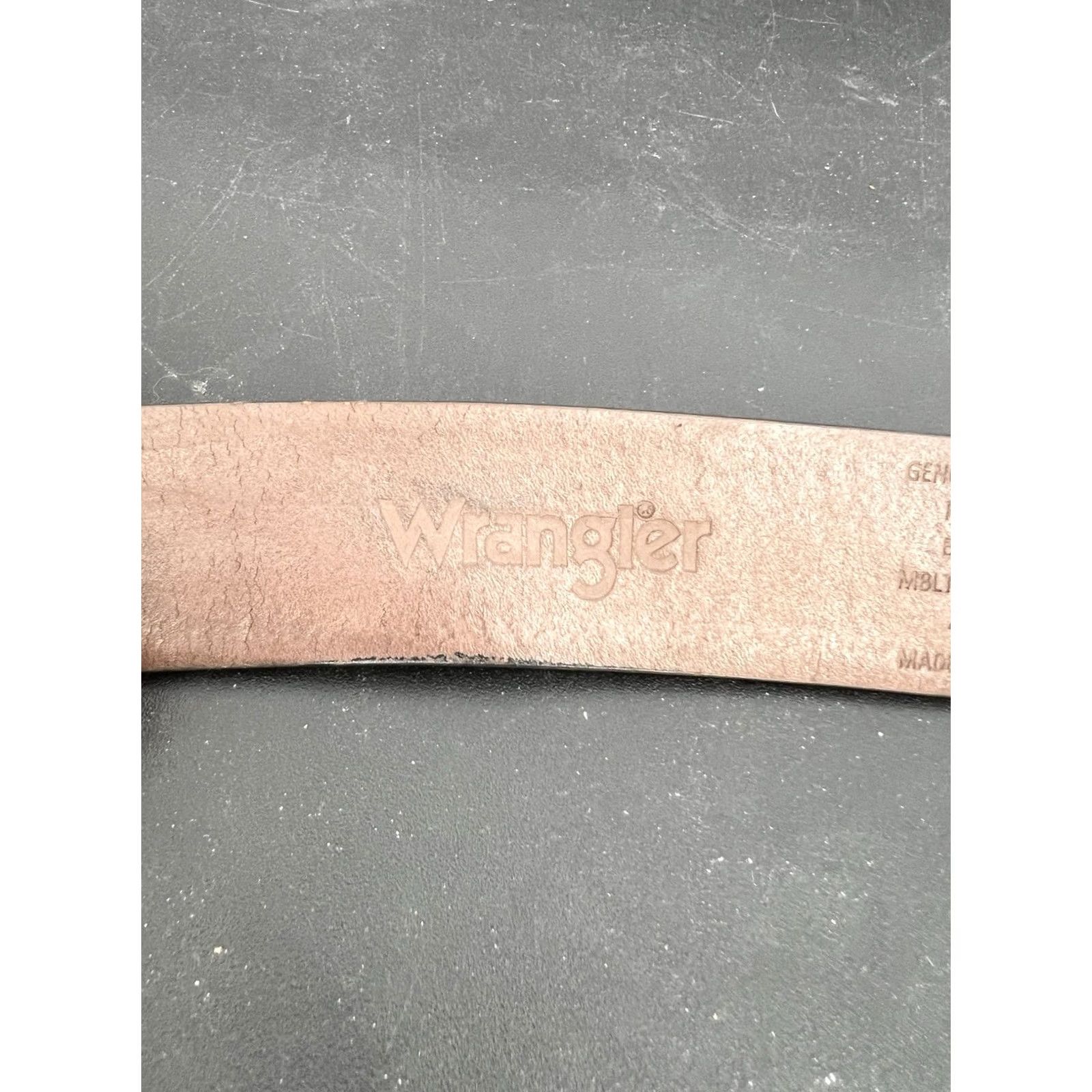 Wrangler VINTAGE Wrangler Western Belt Brown Leather Embossed Buckle Adjustable Men One Size Brown Leather Western Belt Mens Size ONE SIZE - 4 Thumbnail