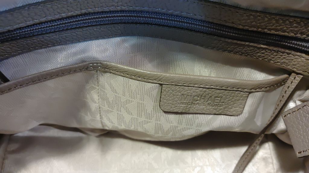 Michael Kors Michael Kors Hamilton Size ONE SIZE - 8 Thumbnail