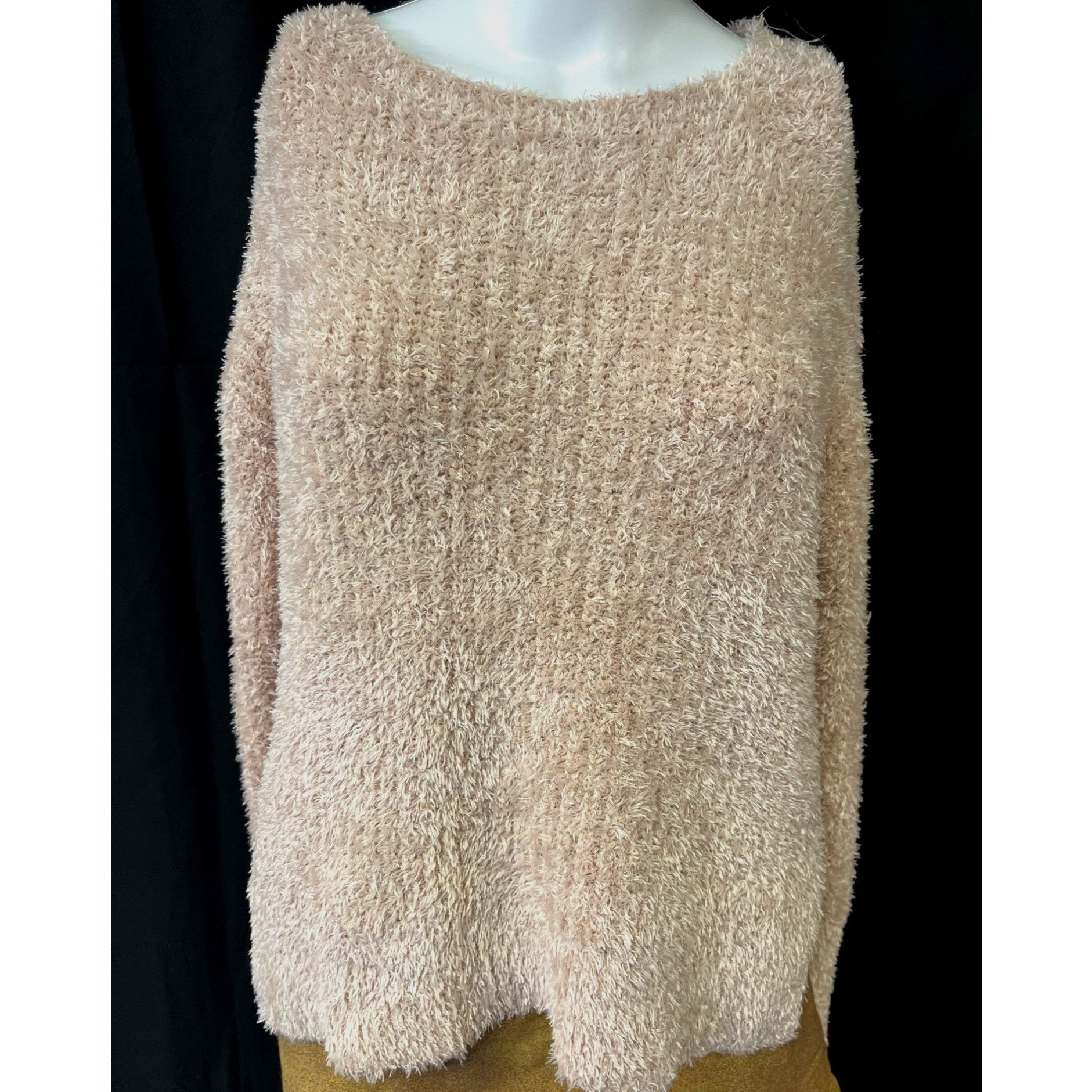 Other Ellen Tracy Women's Pink Fluffy Knit Sweater/Pullover Sz M S Size M / US 6-8 / IT 42-44 - 1 Thumbnail