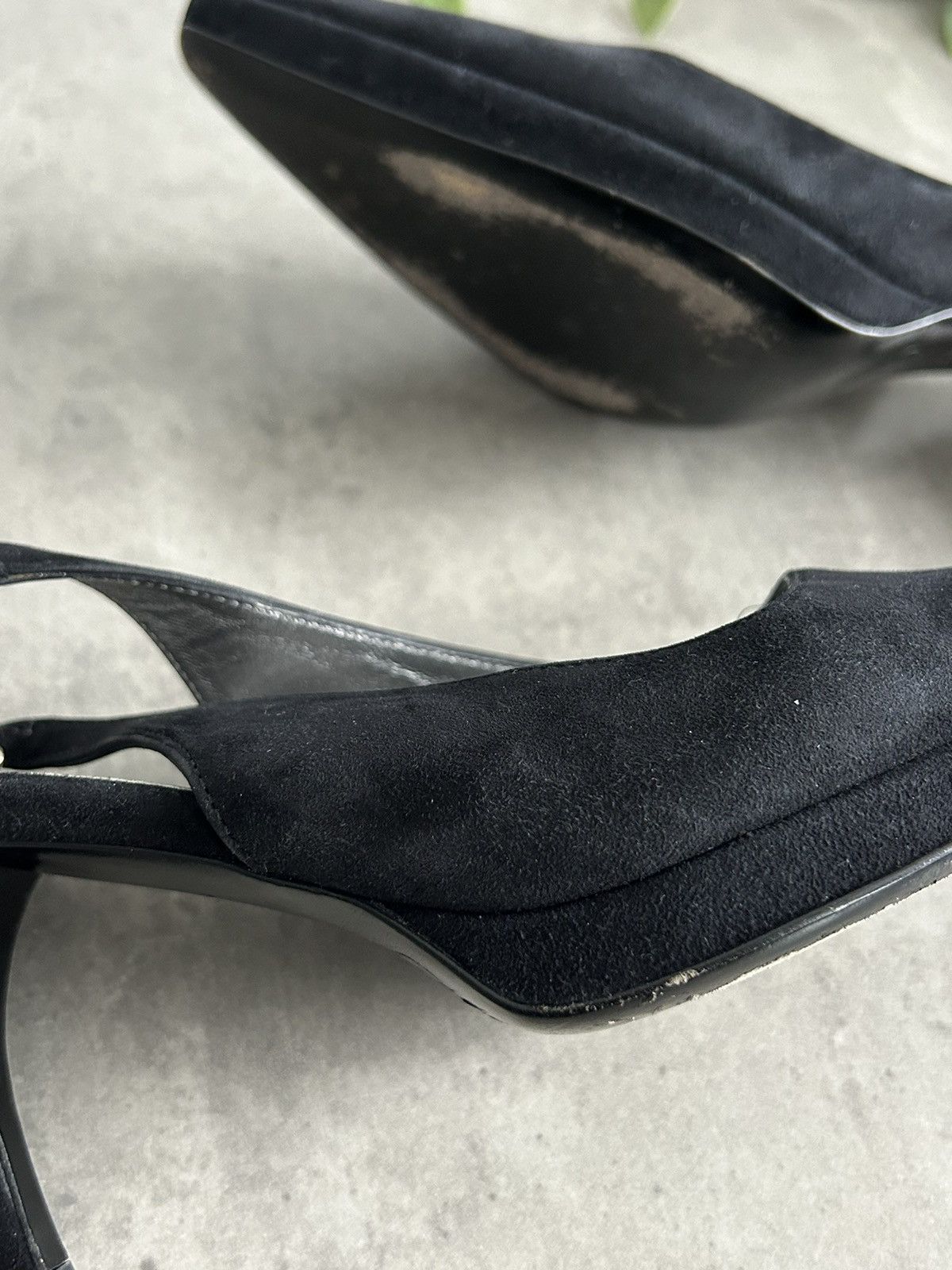 Prada × Vintage Prada Vintage heels Suede Luxury Old money Size US 5 / IT 35 - 11 Thumbnail