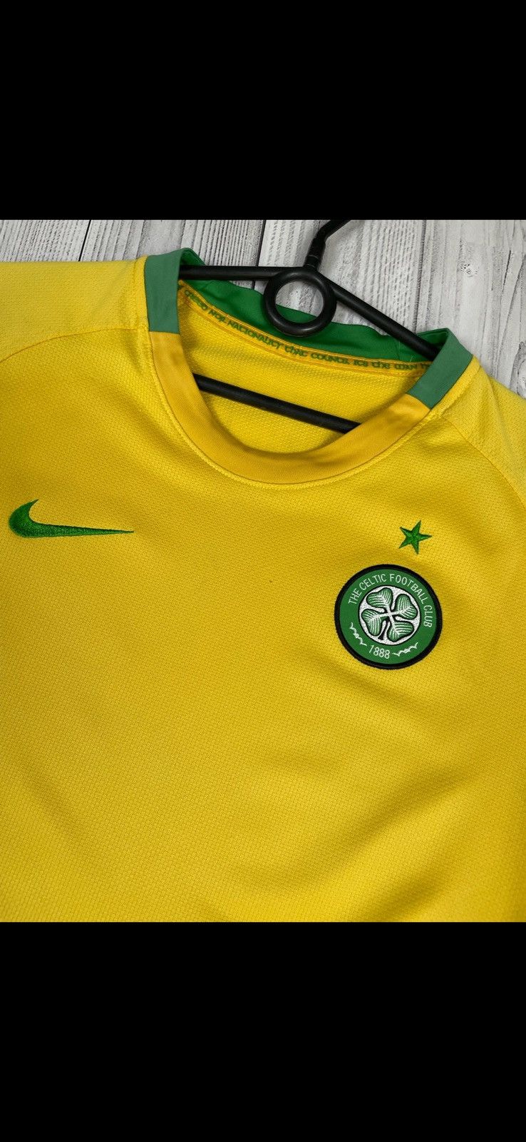 Nike Vintage nike Celtic soccer jersey size XL yellow rare Size US XL / EU 56 / 4 - 4 Thumbnail