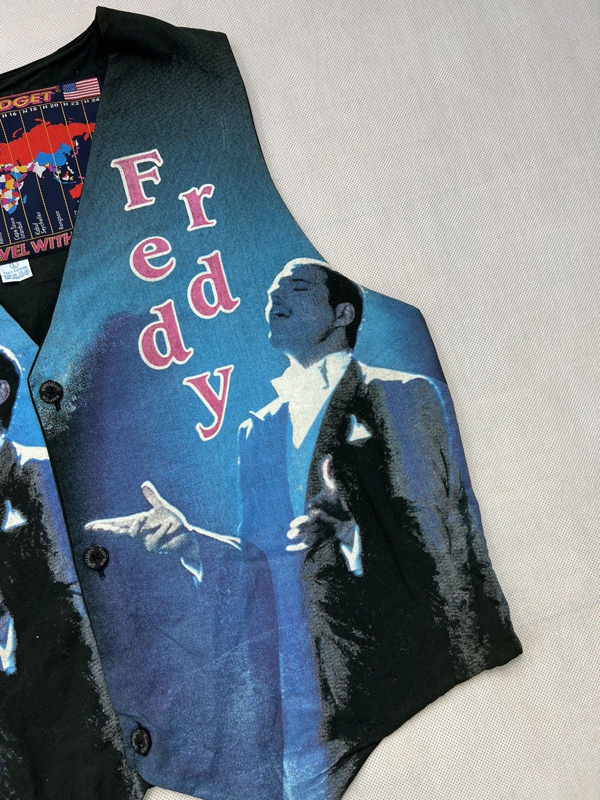 Band Tees 80’s Vintage Freddy Mercury Turbogadget over print rare vest Size US L / EU 52-54 / 3 - 4 Thumbnail