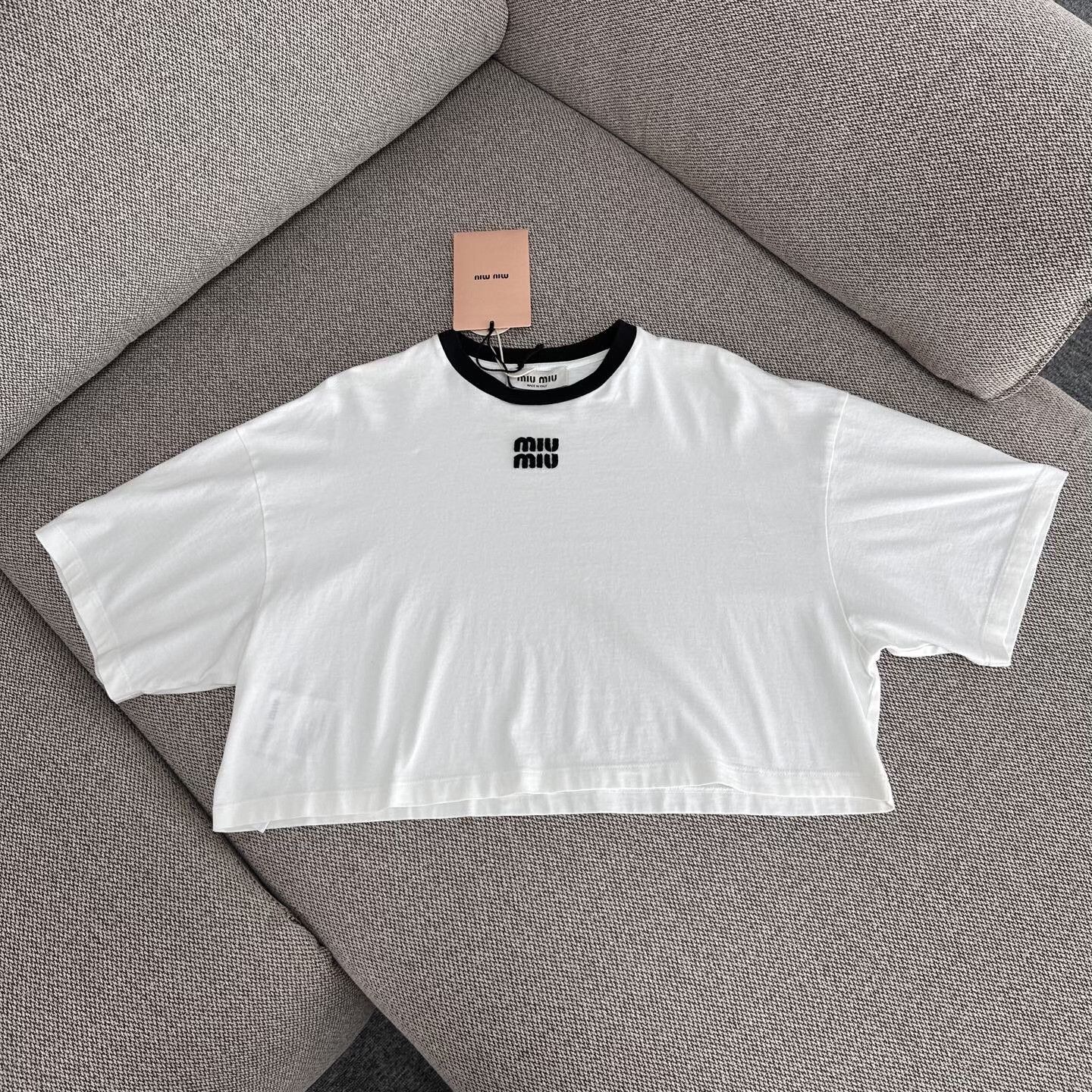 Miu Miu Miu Miu White T-Shirt XS Women Size XS / US 0-2 / IT 36-38 - 1 Thumbnail