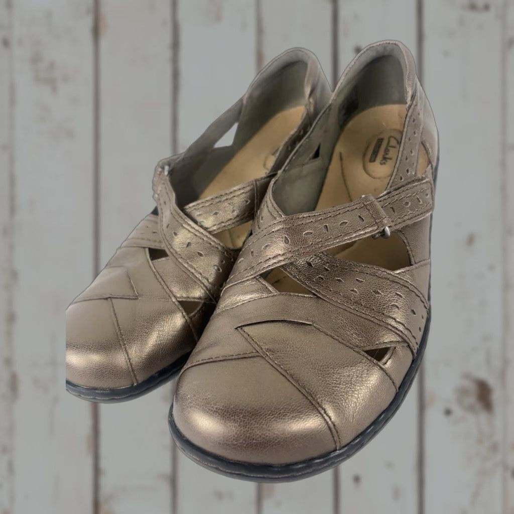 Clarks Clarks Sandals Slip-On Bronze Leather Womens Size 9.5W Size US 10 / IT 40 - 1 Thumbnail