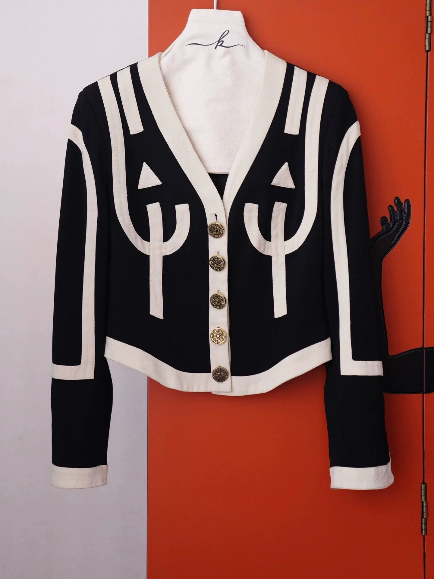 Moschino Moschino 90s Black White Colorblock Slim Thin Blazer Women's M Size M / US 6-8 / IT 42-44 - 2 Thumbnail