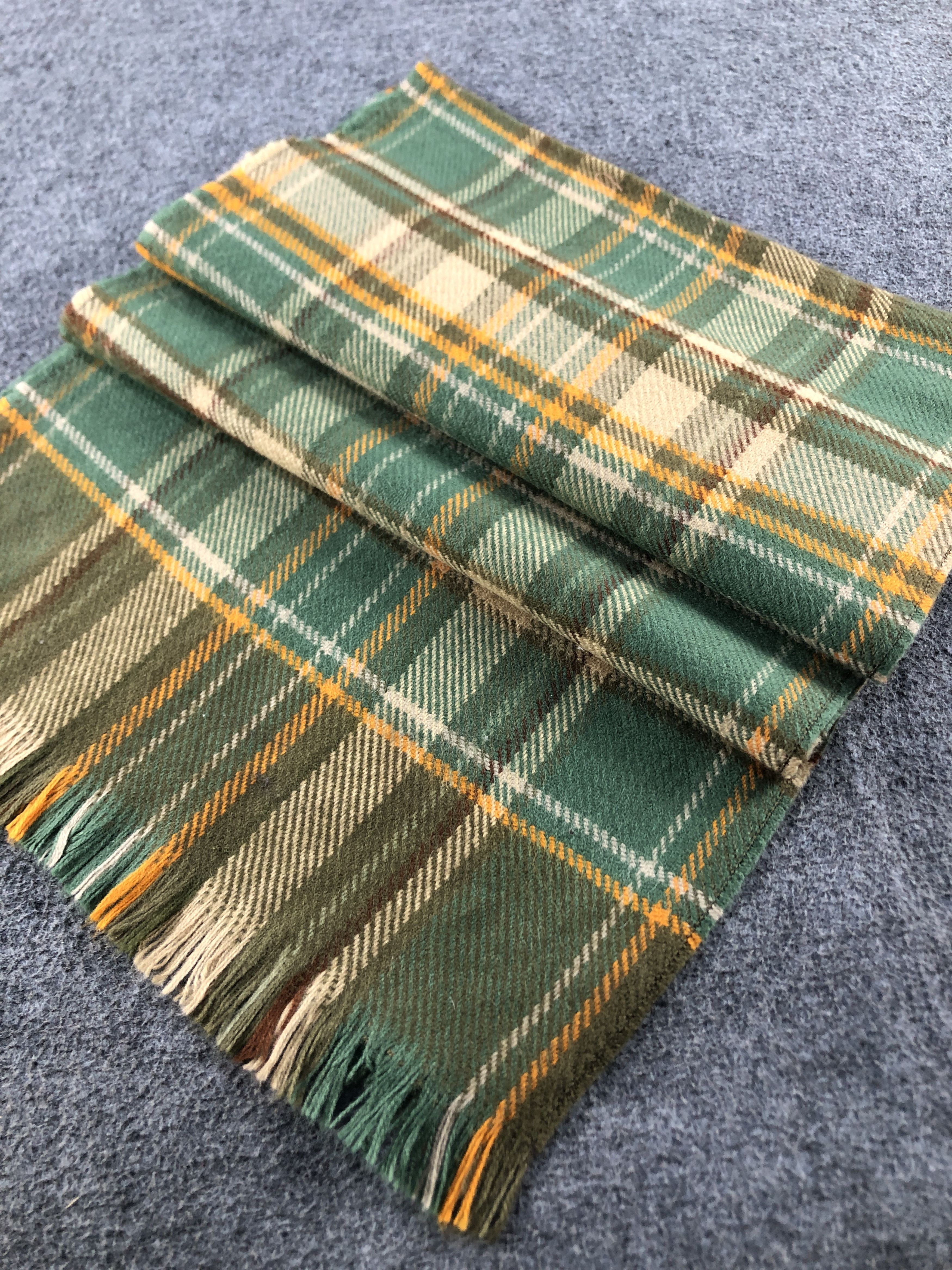 Barneys New York Barneys New York Scarf / Muffler / Neckwear P696 Size ONE SIZE - 3 Thumbnail