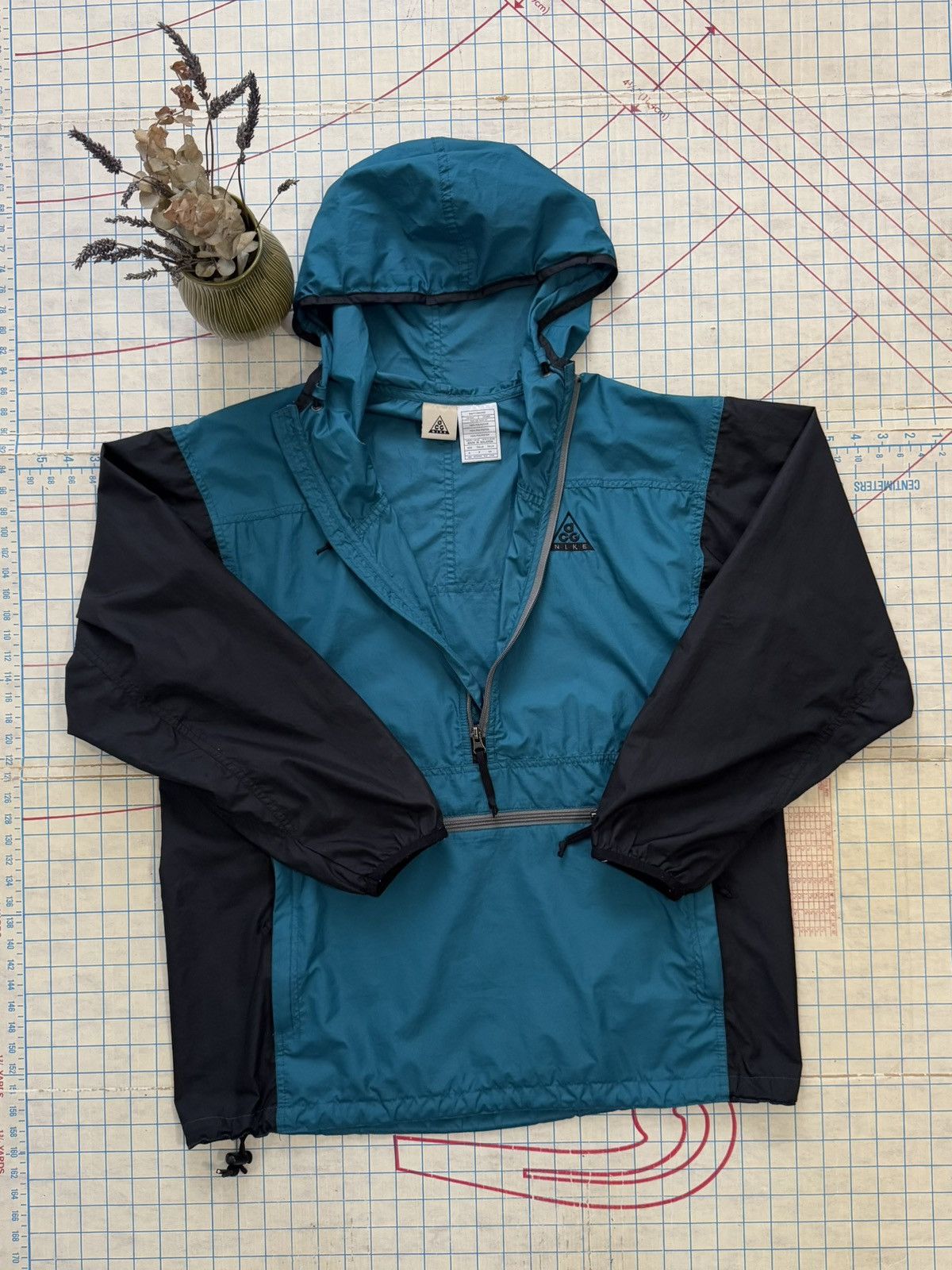 Nike × Nike ACG × Vintage Vintage Nike ACG Half Zip Windbreaker Jacket Fits Medium Size US M / EU 48-50 / 2 - 6 Thumbnail