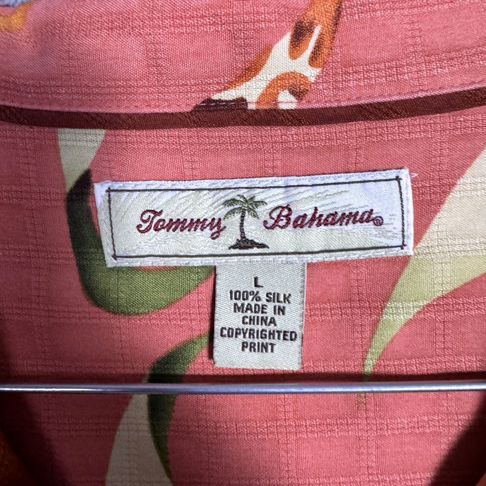Tommy Bahama Tommy Bahama Shirt Mens L Pink Floral 100% Silk Button Up Camp Collar Windowpane Size US L / EU 52-54 / 3 - 7 Thumbnail