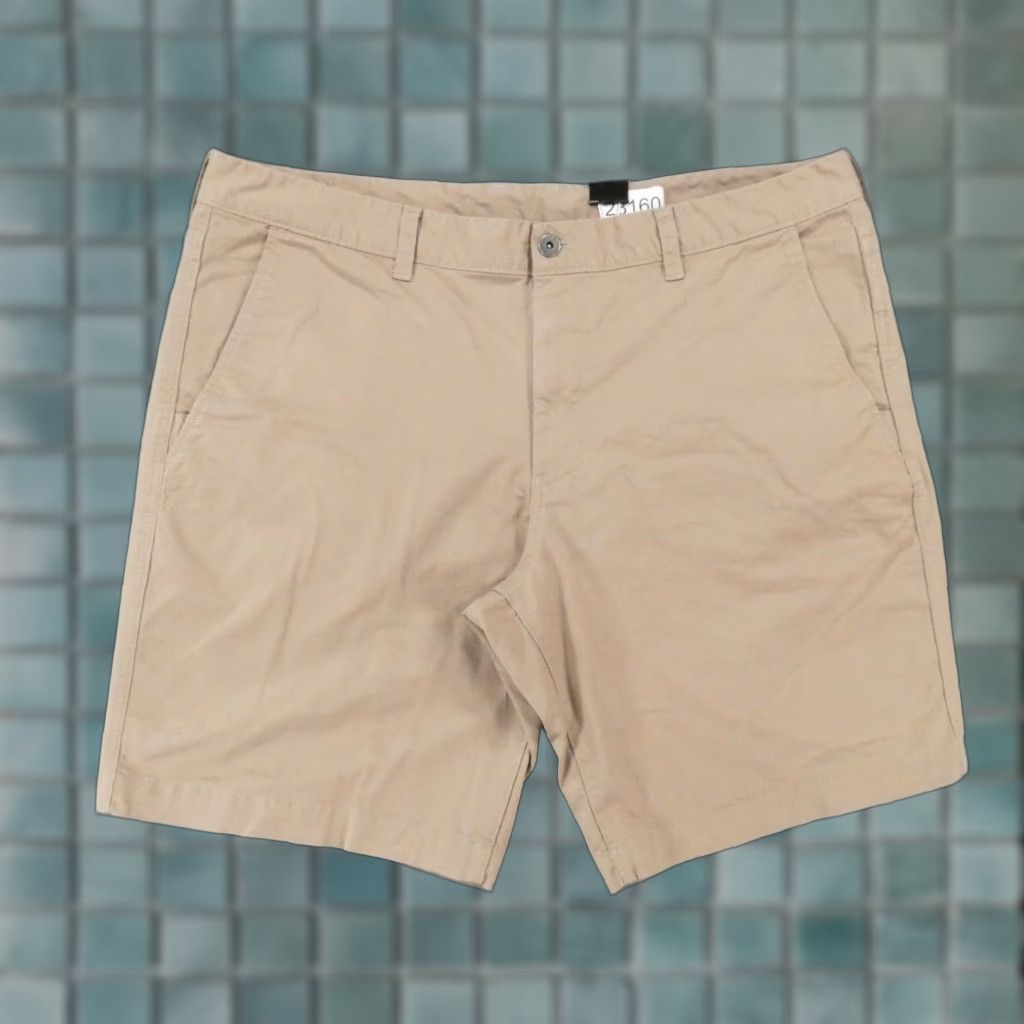 The North Face Shorts Mens 40 Stretch Chino Flat Front Khaki Casual