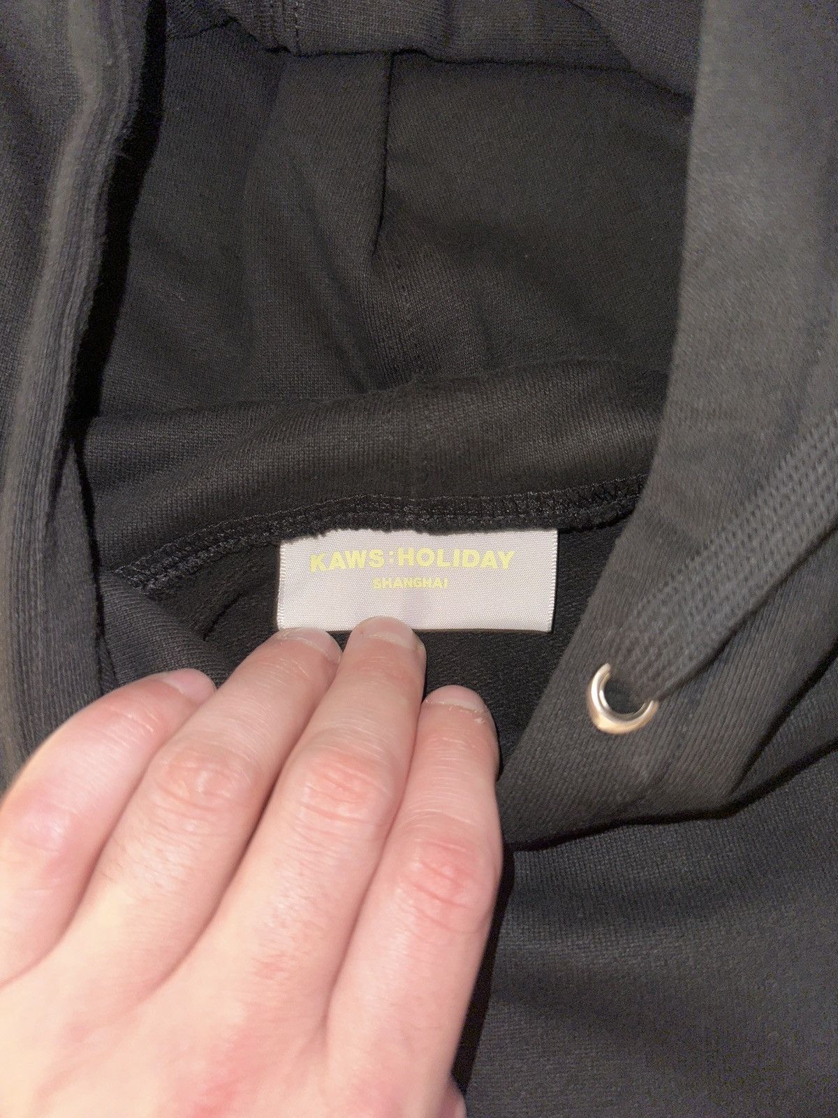 Kaws KAWS SHANGHAI hoodie size large Size US L / EU 52-54 / 3 - 5 Thumbnail