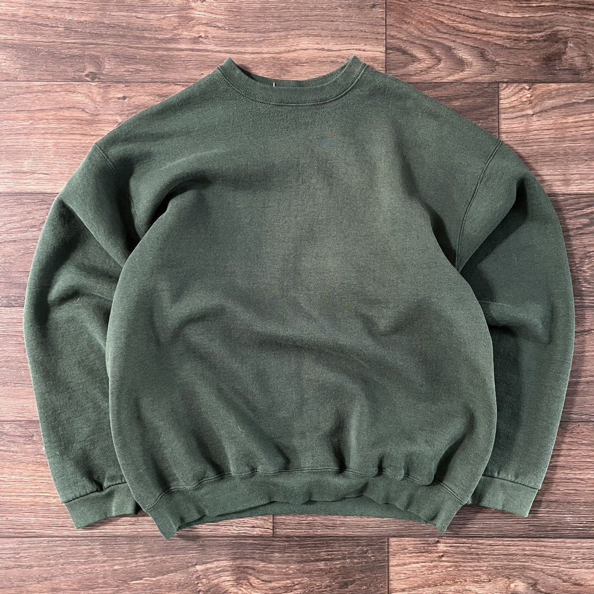 Fruit Of The Loom Vintage 1990s essential boxy crewneck with distressing XXL Size US XXL / EU 58 / 5 - 1 Thumbnail