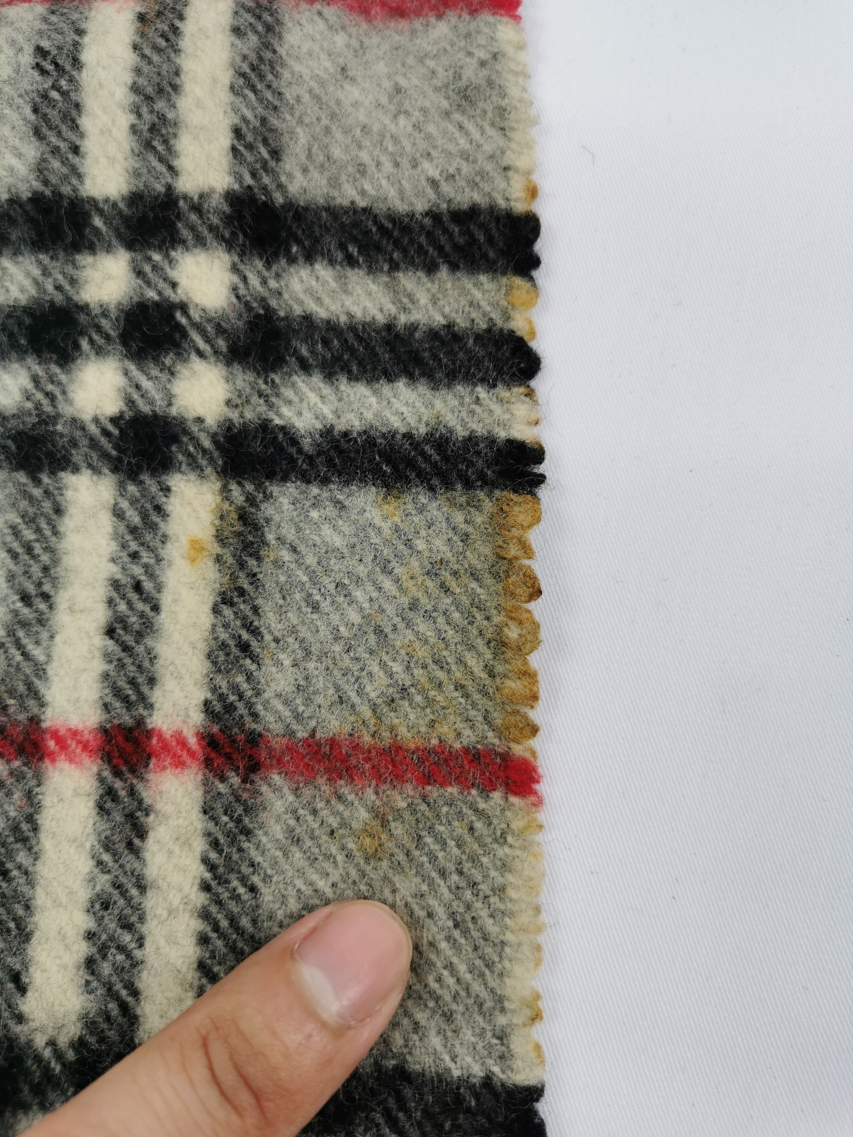 Burberry Burberry scarf muffer winter Size ONE SIZE - 7 Thumbnail