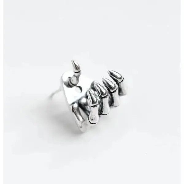 Other Punk Skull Hand Skeleton Stud Earring Size ONE SIZE - 3 Thumbnail