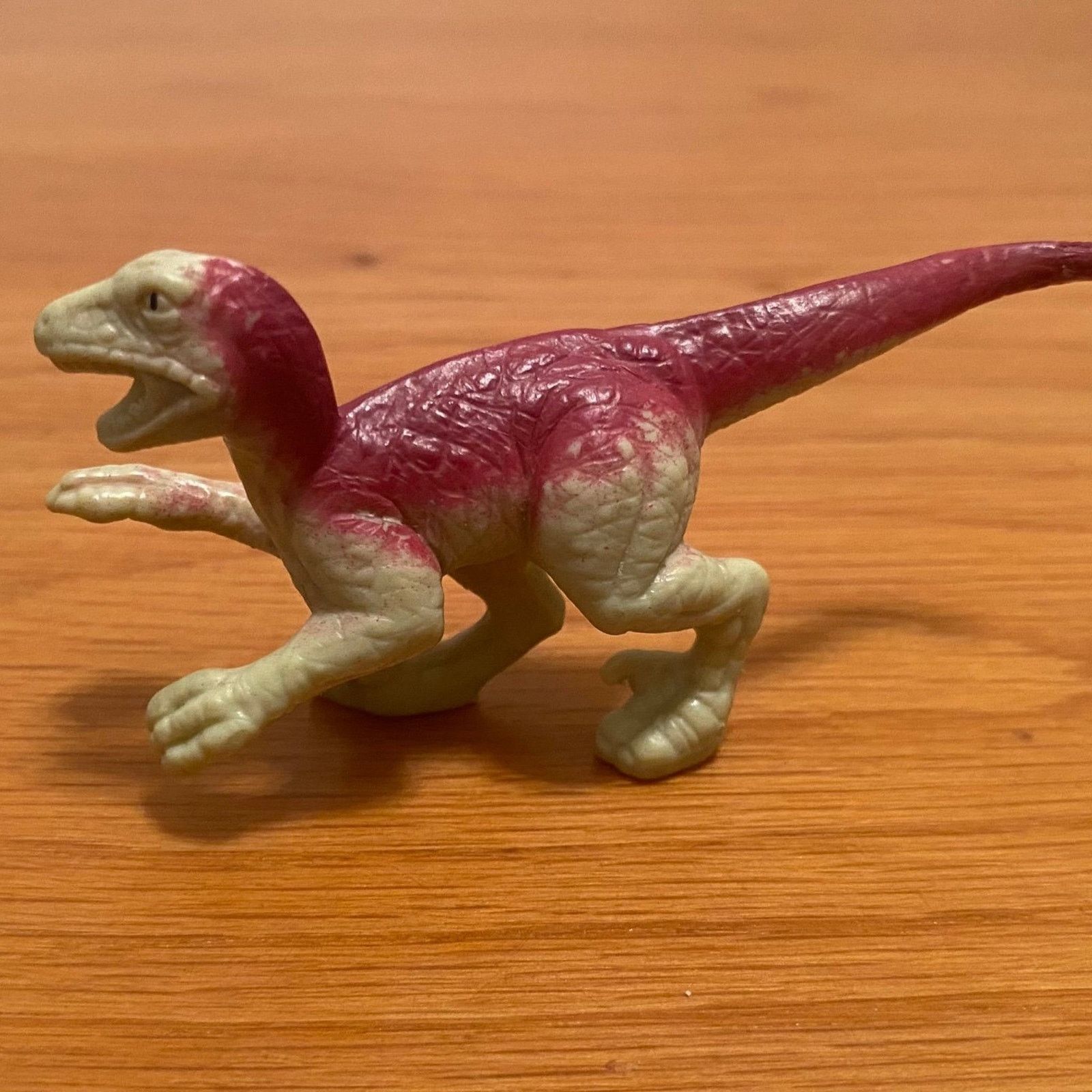Lost Enterprises Jurassic Park - The Lost World Kenner 1993 Baby Raptor Size ONE SIZE - 3 Thumbnail