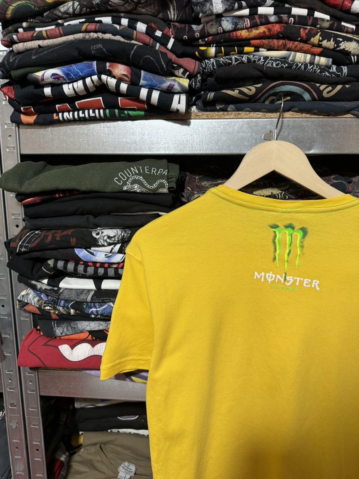 Vintage Y2K Monster Energy Big Logo Motorcycle Racing Tee Size US L / EU 52-54 / 3 - 4 Thumbnail
