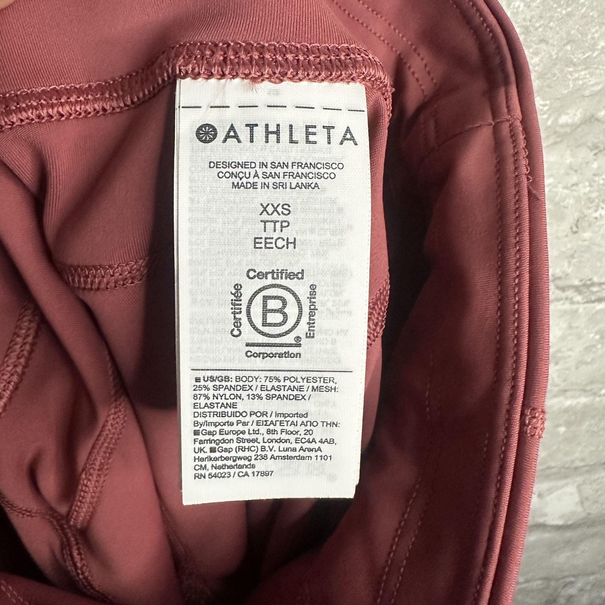 Athleta Athleta Ultimate Stash Mesh 7/8 Tight NWT Size XXS Burgundy Size 24" / US 00 / IT 34 - 14 Thumbnail