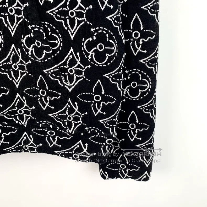 Louis Vuitton Louis Vuitton Black logo jacquard full print cotton hooded Size US L / EU 52-54 / 3 - 4 Thumbnail