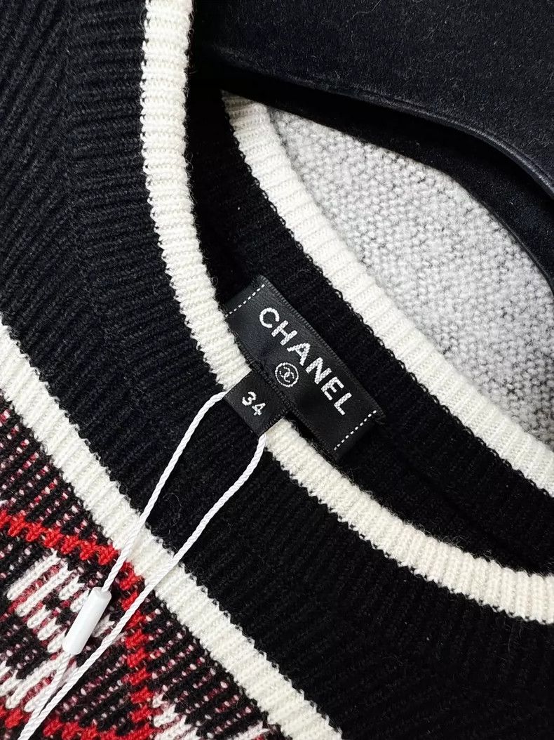 Chanel Chanel 19k snow series black and red knitted long-sleeved Size XXS / US 00 / IT 34 - 5 Thumbnail