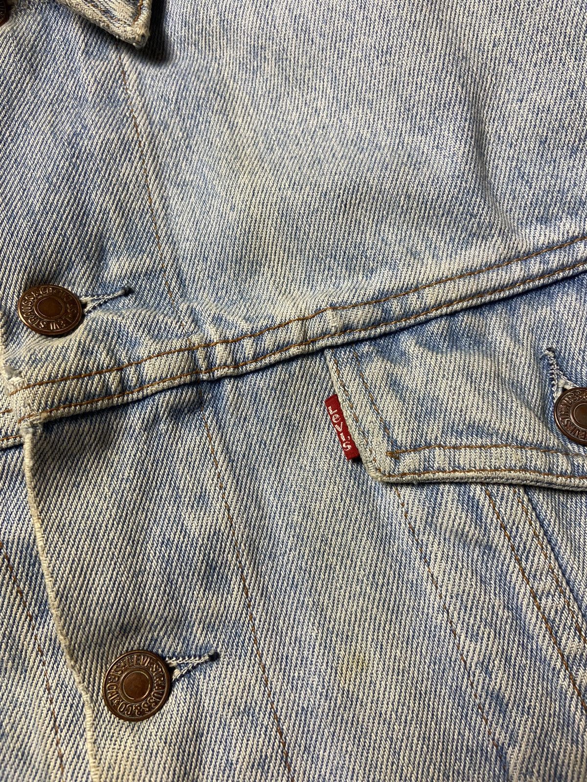 Levi's × Levi's Vintage Clothing Rare 90s Levi’s Denim Jacket Blue Distressed Jeans Size US XL / EU 56 / 4 - 5 Thumbnail